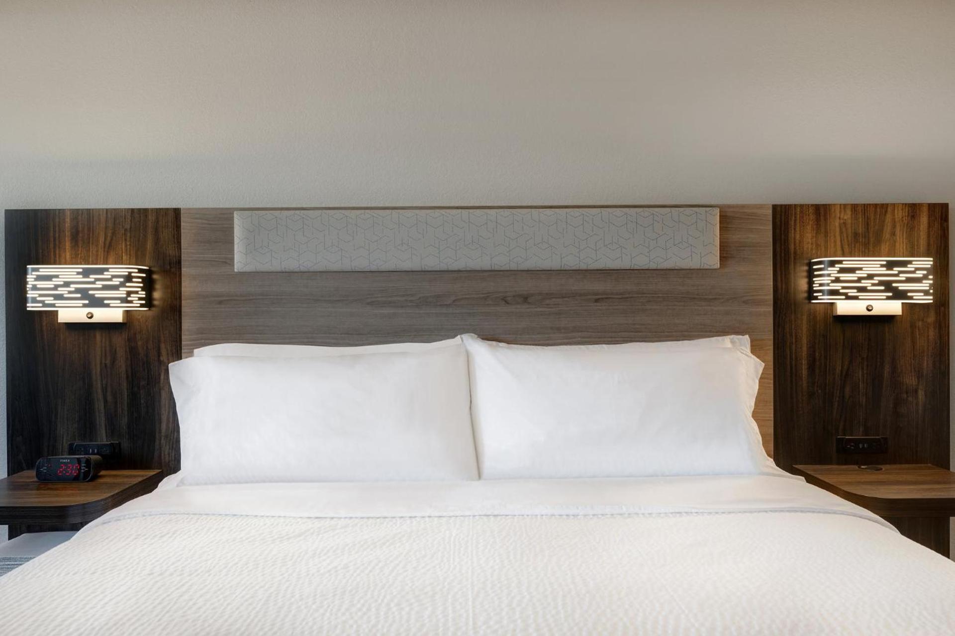 Holiday Inn Express & Suites Ontario - Chino Hills by IHG photo 66