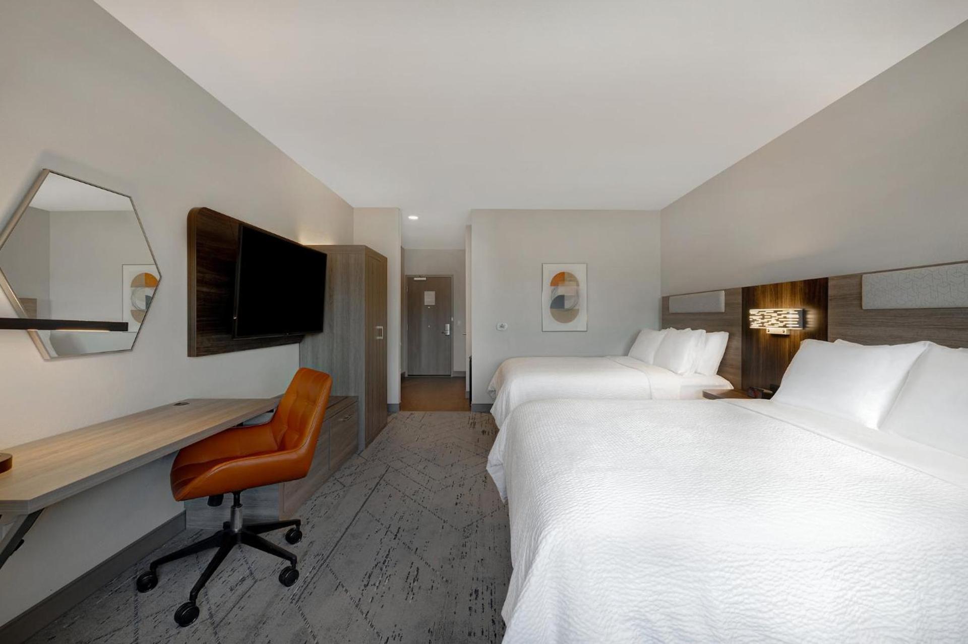 Holiday Inn Express & Suites Ontario - Chino Hills by IHG photo 71