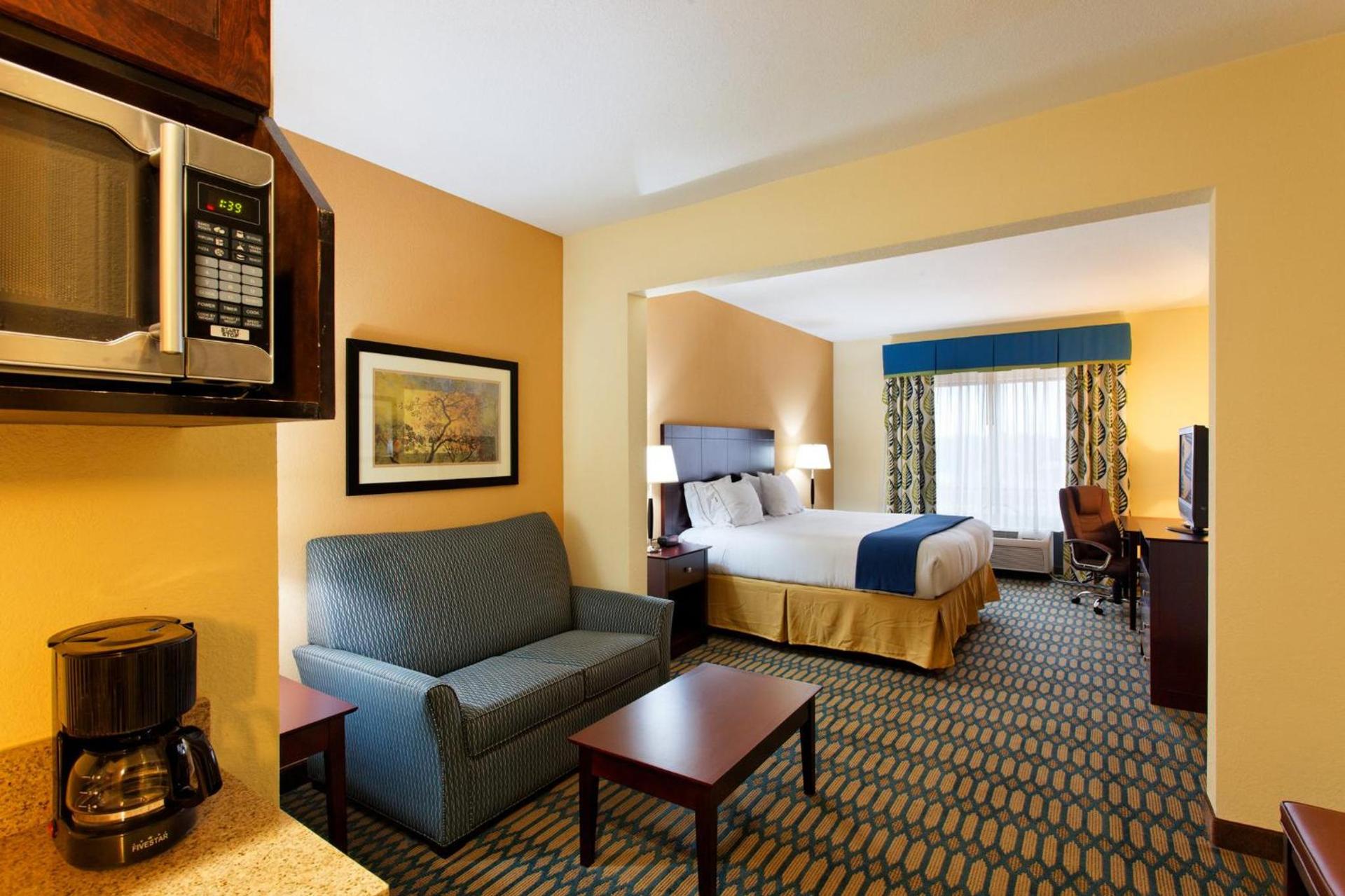 Holiday Inn Express - Andalusia by IHG photo 8
