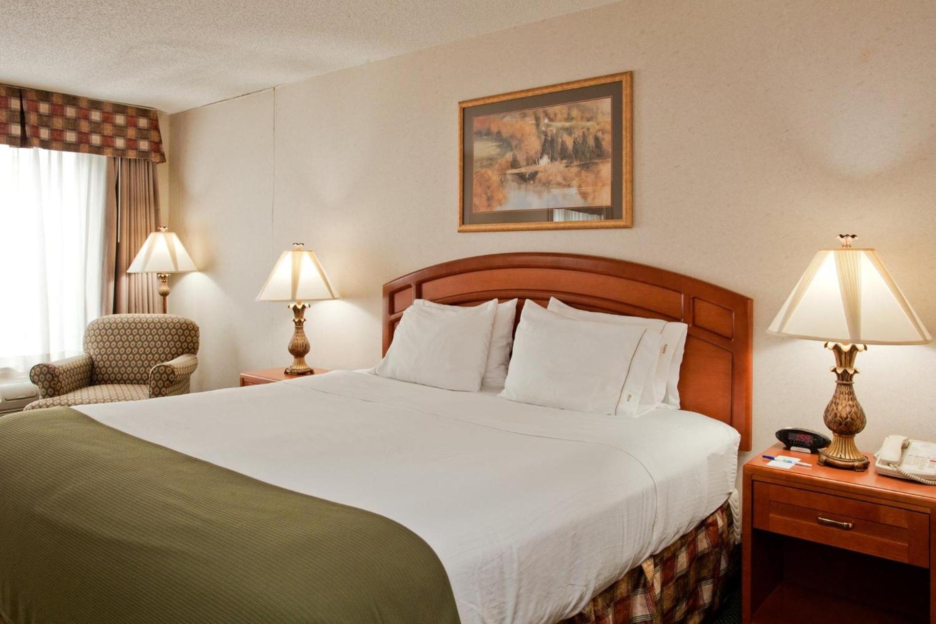 Holiday Inn Express Hotel & Suites Bryan-Montpelier by IHG photo 96