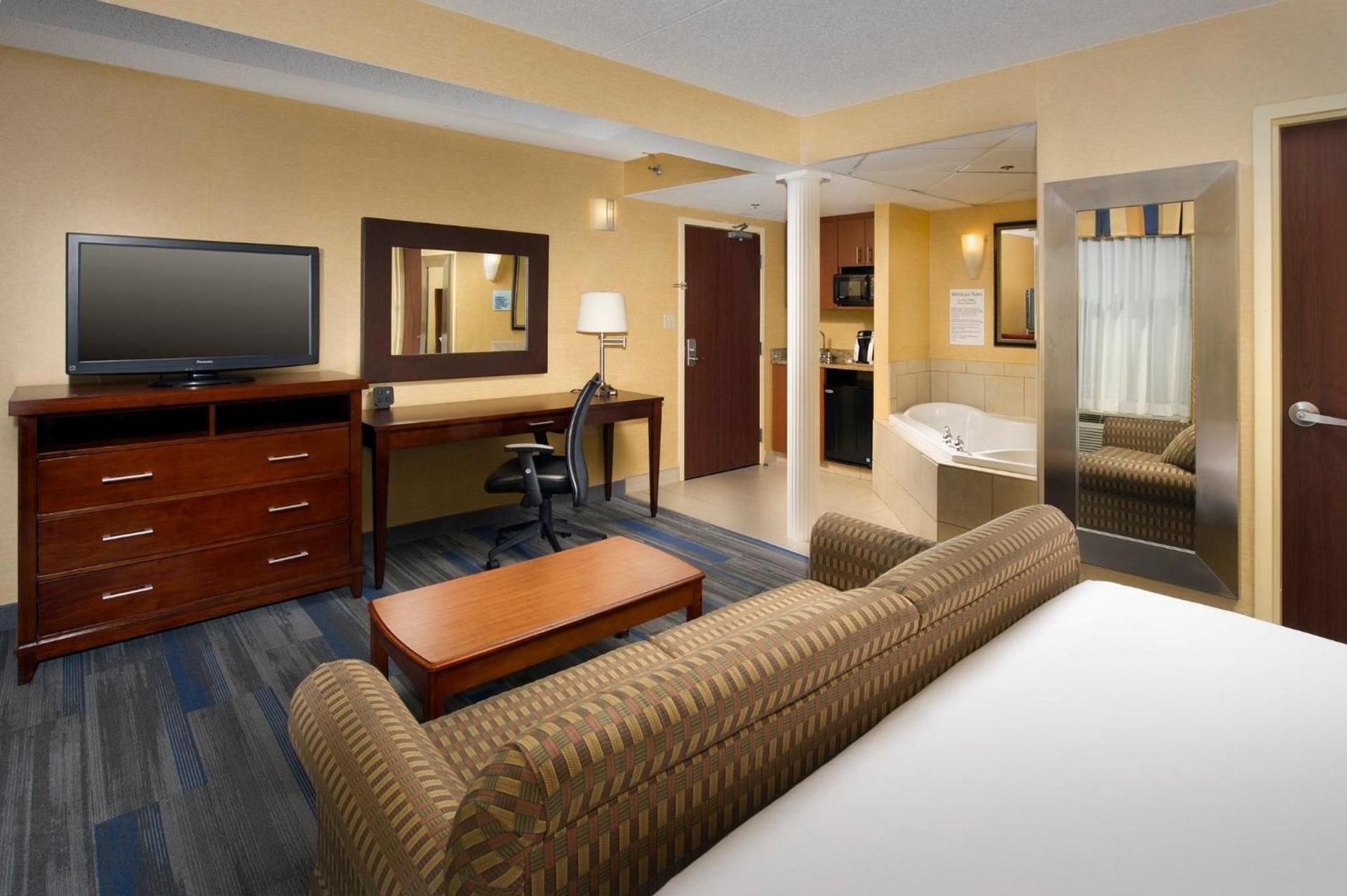 Holiday Inn Express Washington DC-BW Parkway by IHG photo 49