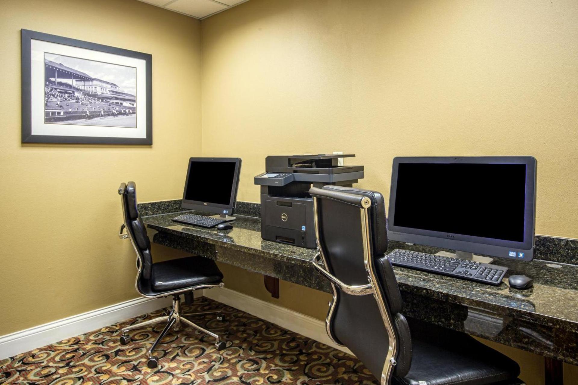 Holiday Inn Express Hotel & Suites Richmond by IHG photo 20