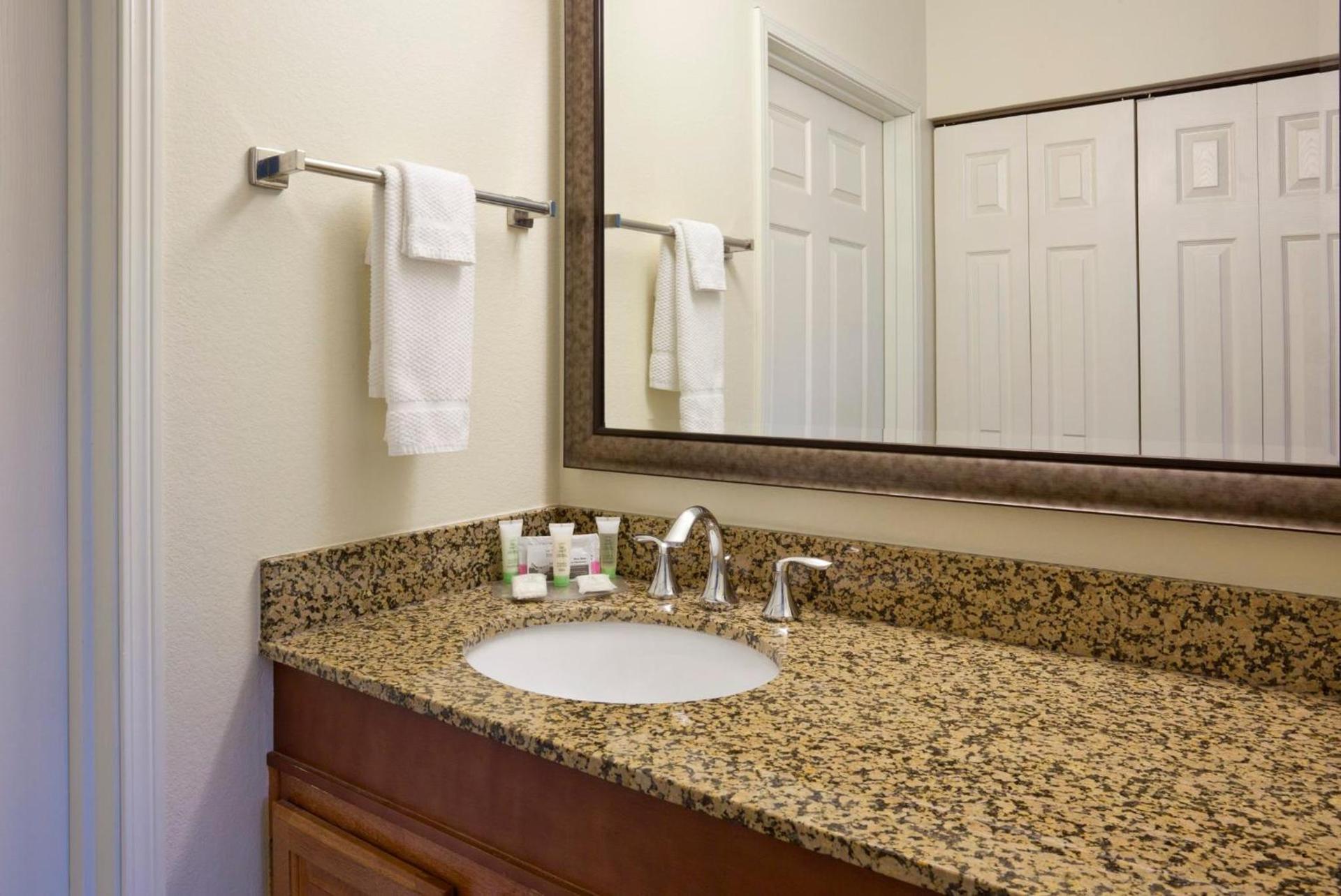 Staybridge Suites Minneapolis-Bloomington by IHG photo 40