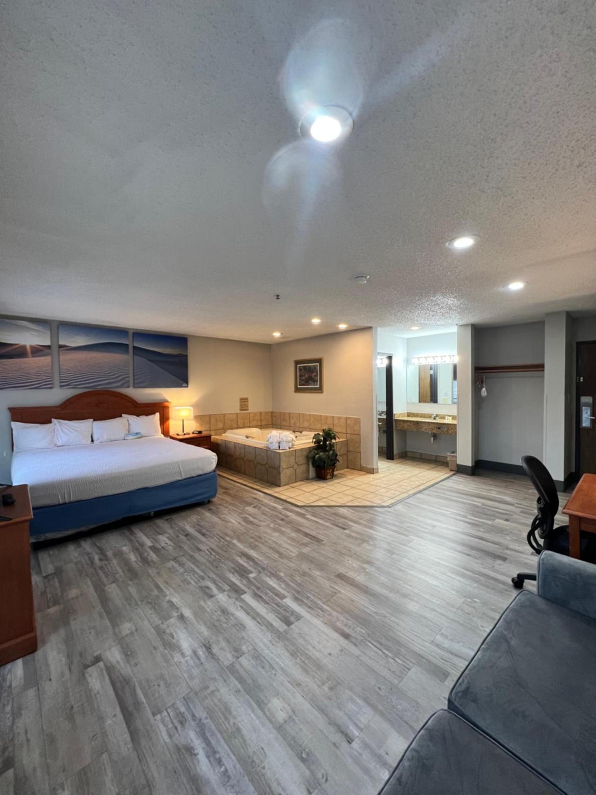 Antelope Inn & Suites photo 60