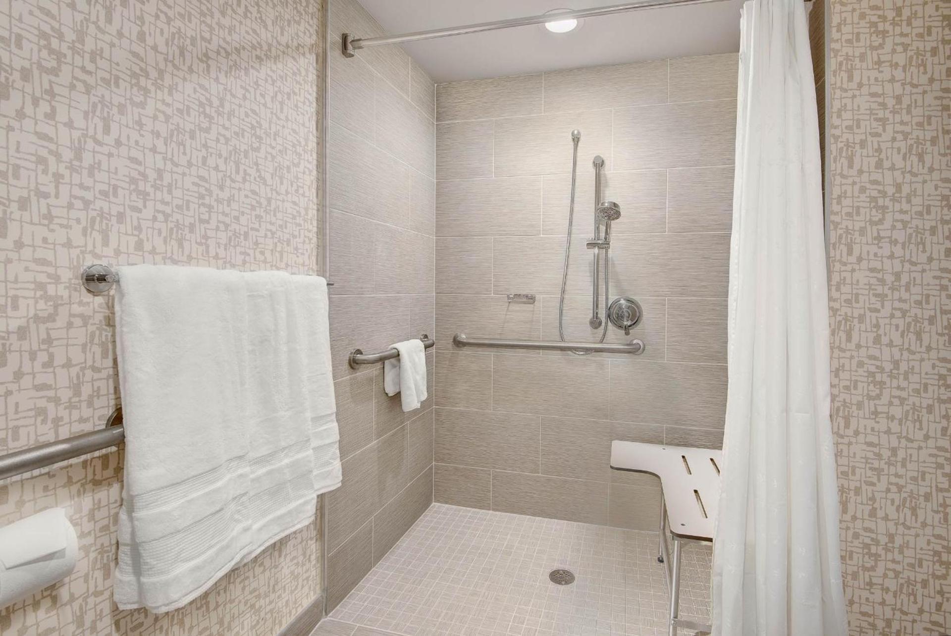 Sheraton Eatontown Hotel photo 98