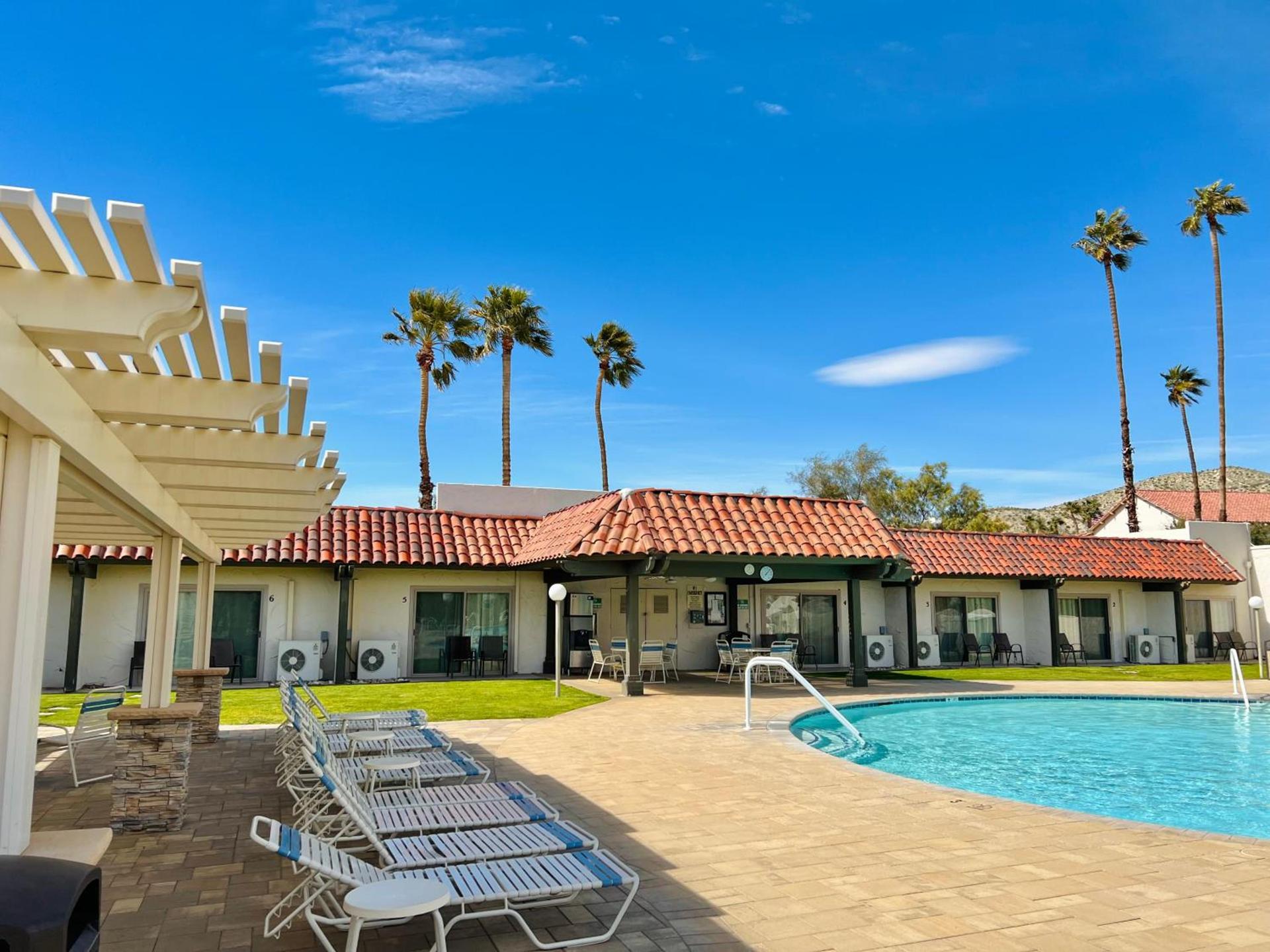 The Inn at Mission Lakes photo 11