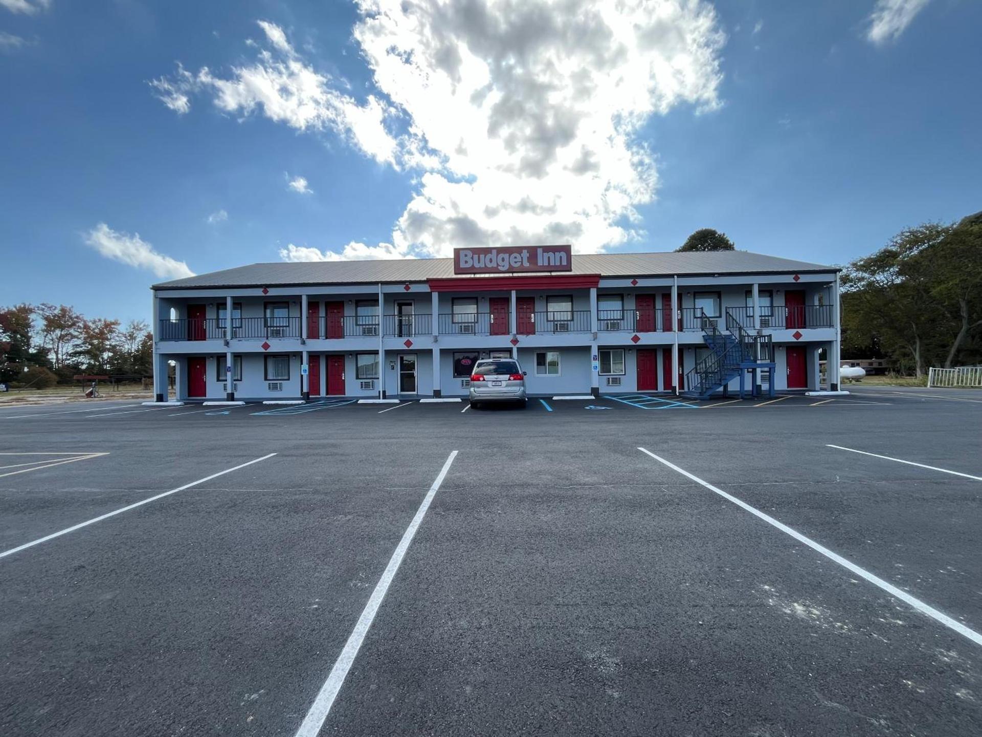 Budget Inn photo 5