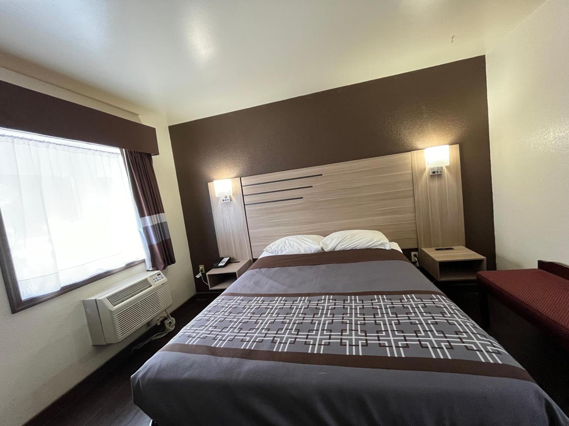 Budget Inn photo 15