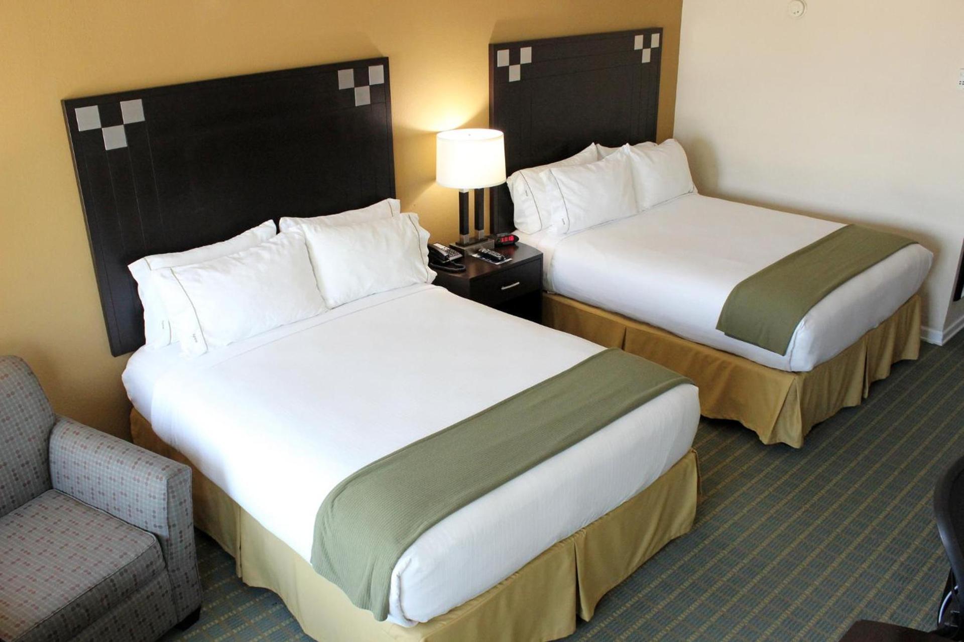 Holiday Inn Express Van Nuys by IHG photo 35