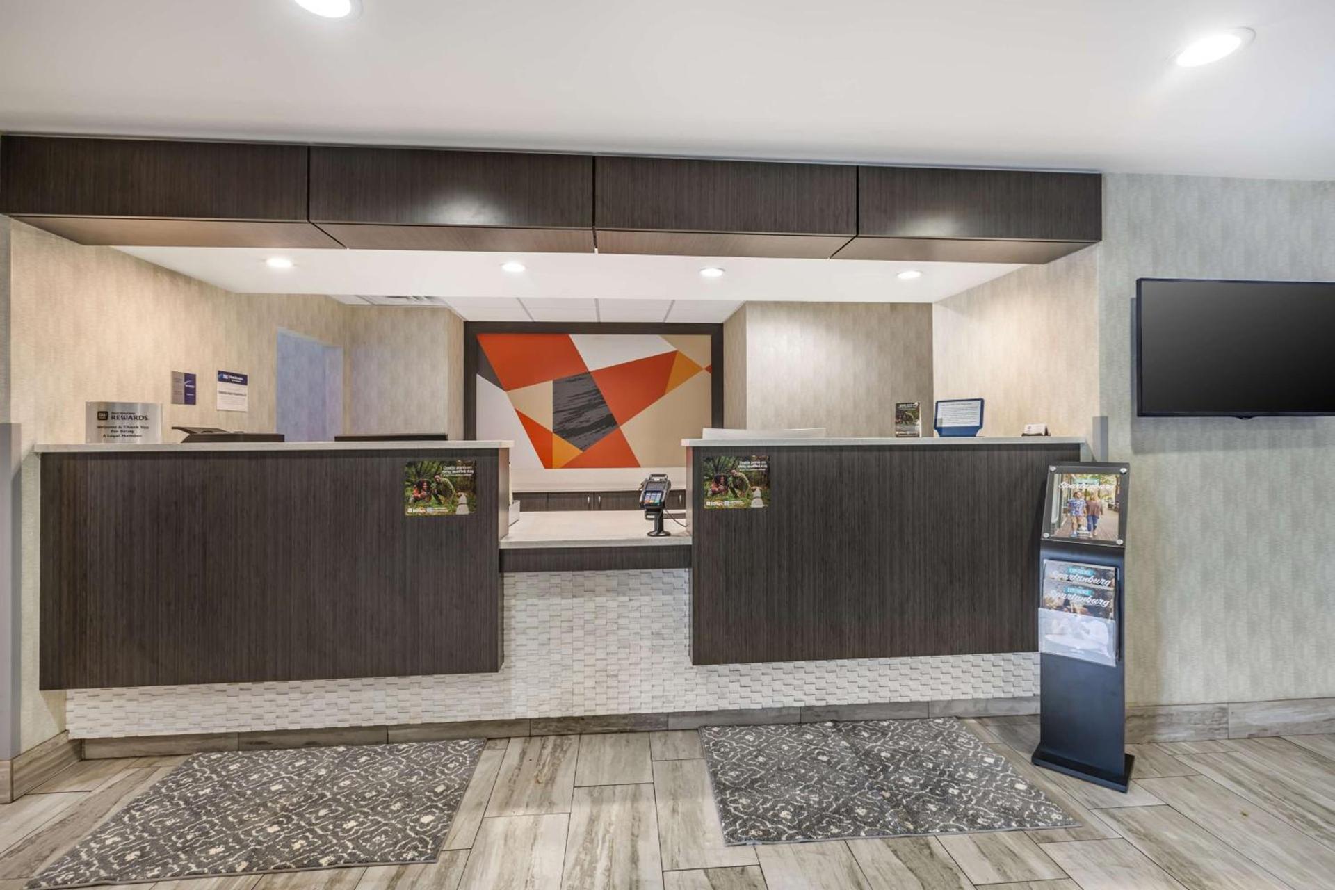 Best Western Plus Spartanburg photo 8