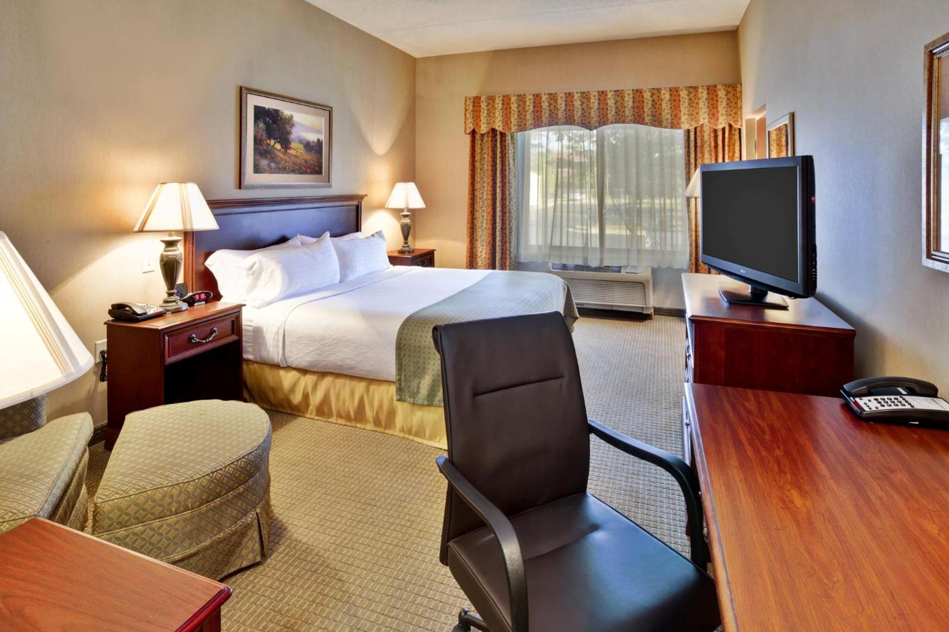 Holiday Inn Hotel & Suites Ann Arbor University of Michigan Area by IHG photo 62