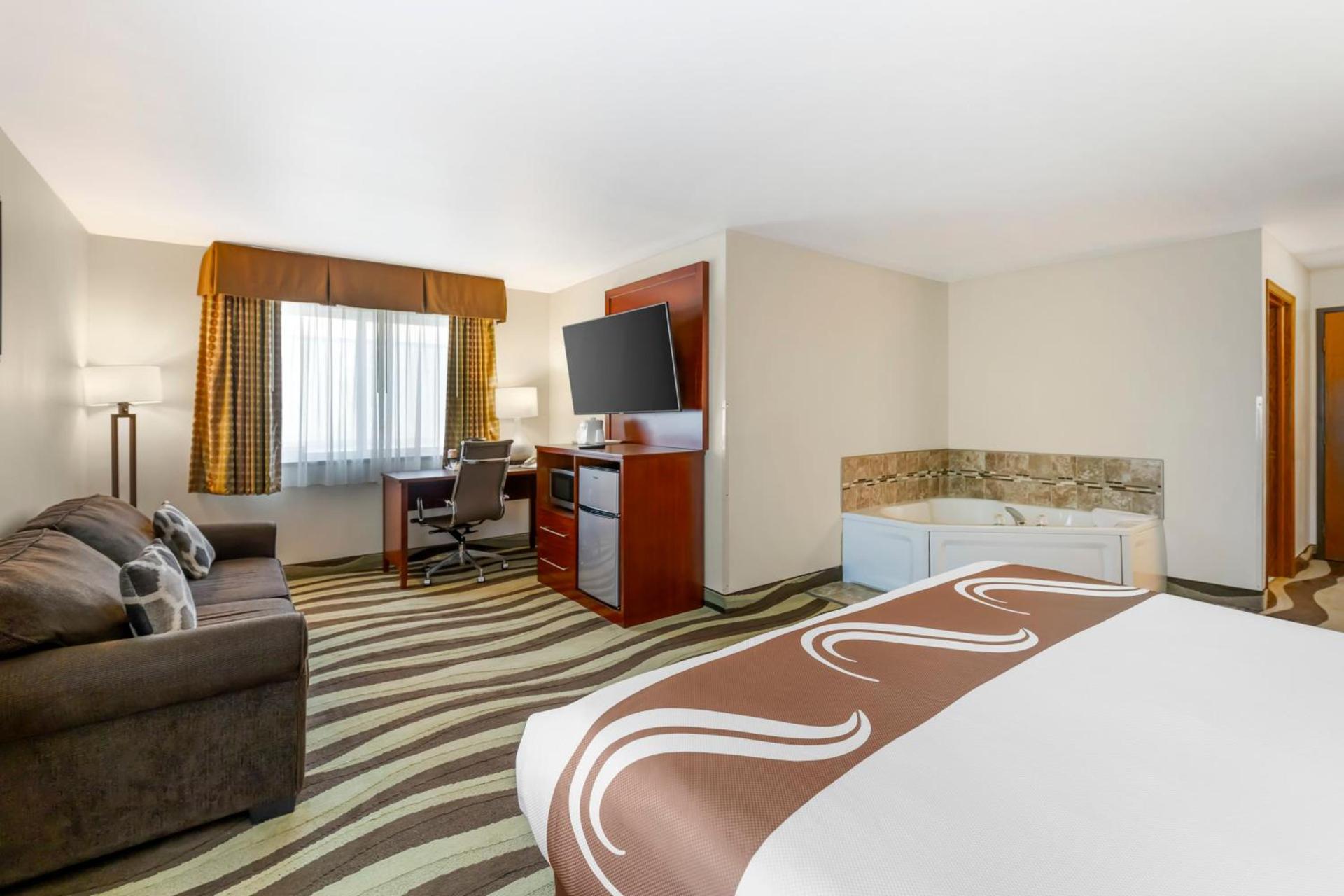 Quality Inn & Suites Stoughton - Madison South photo 17