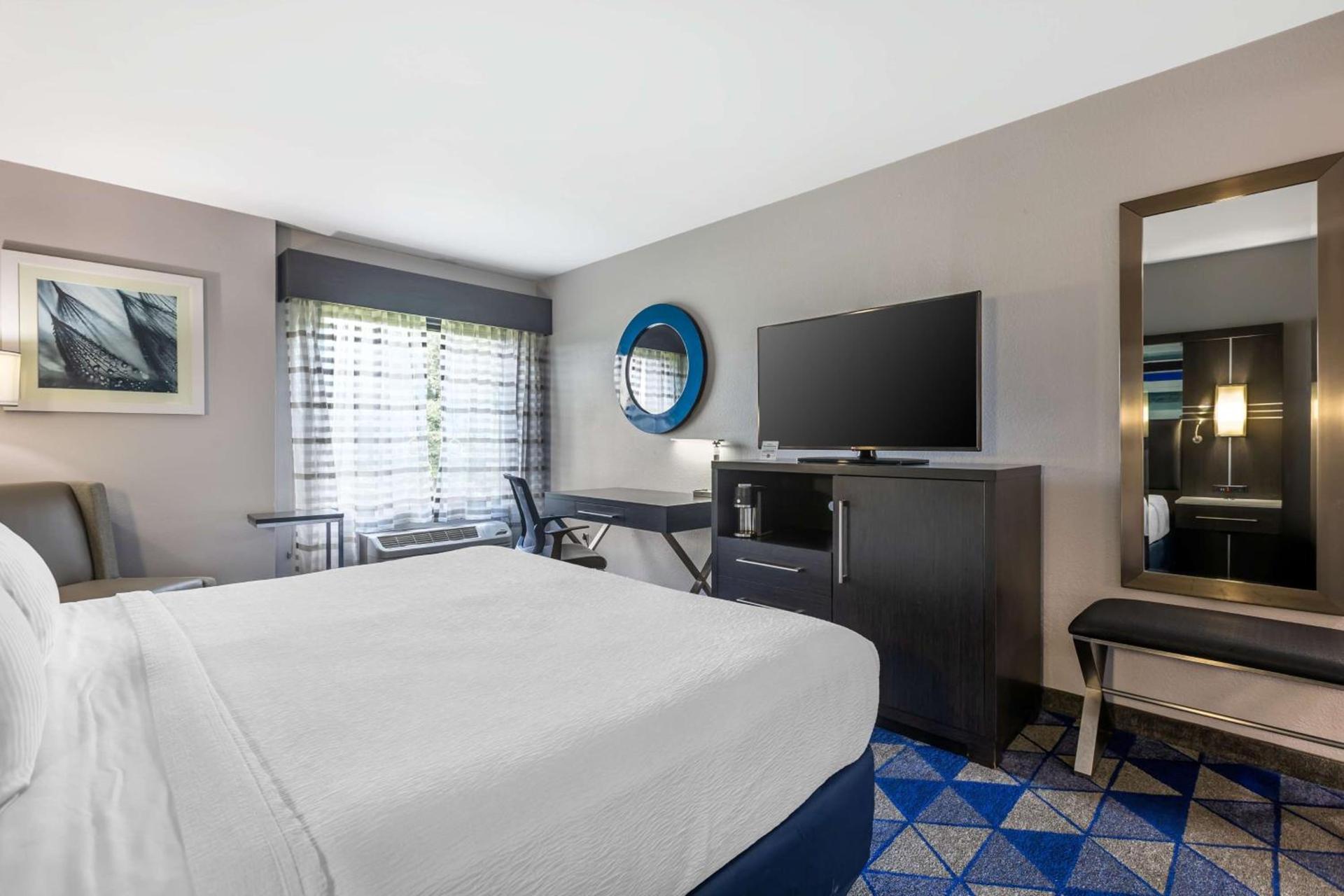 Best Western Plus Spartanburg photo 6