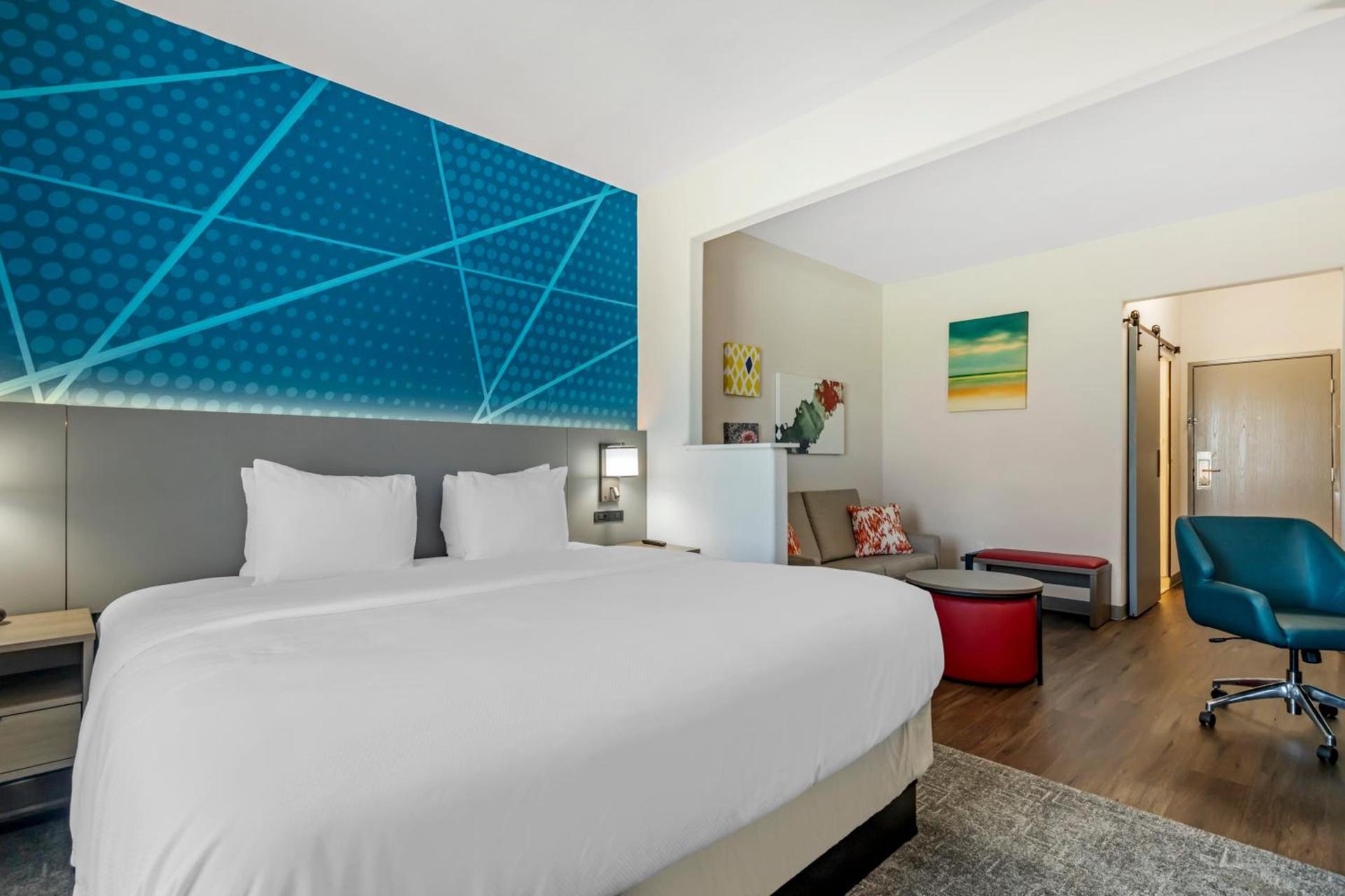 Comfort Suites Laredo - Nuevo Laredo photo 27