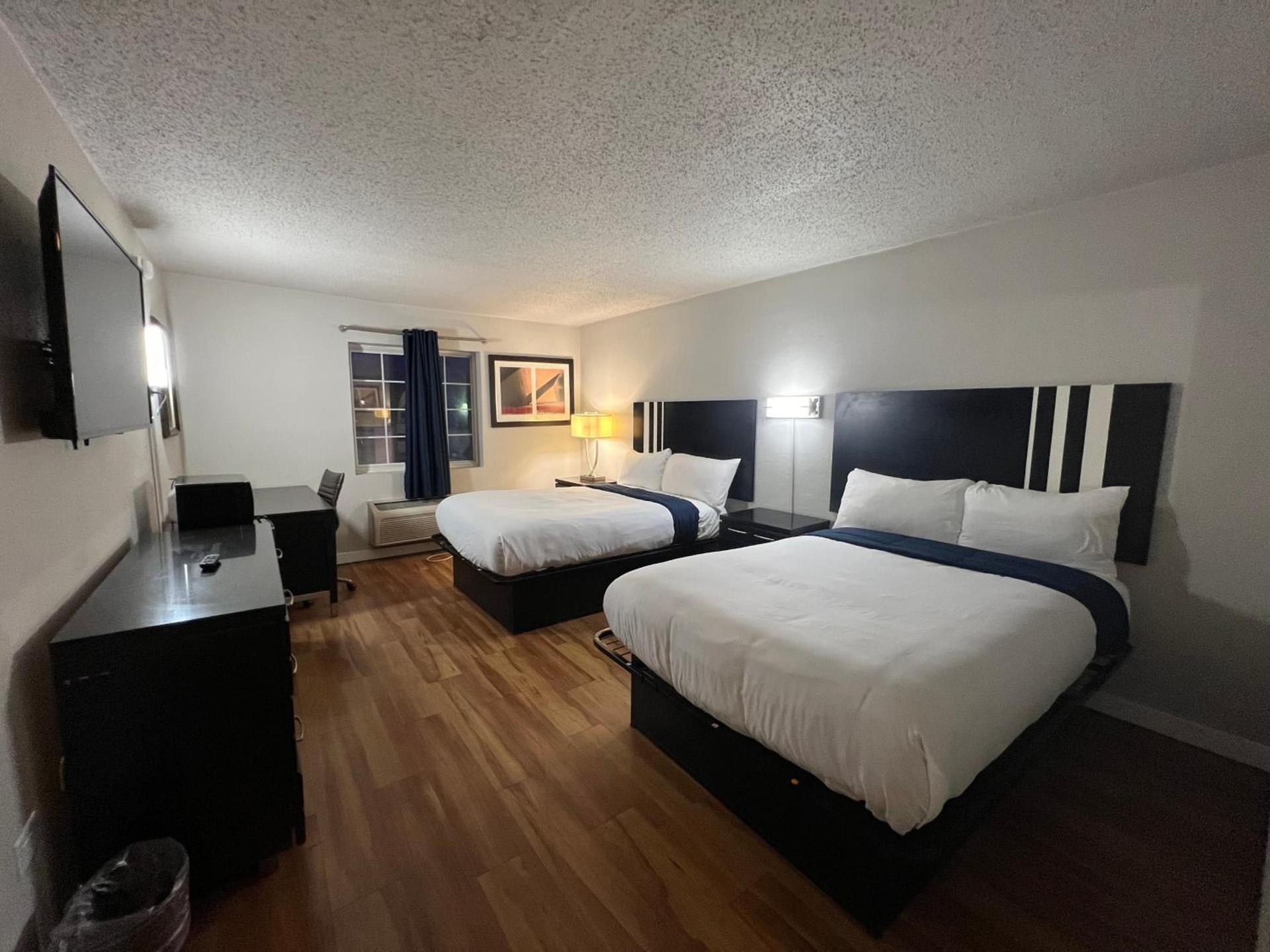 Boardwalk Suites Lafayette photo 12