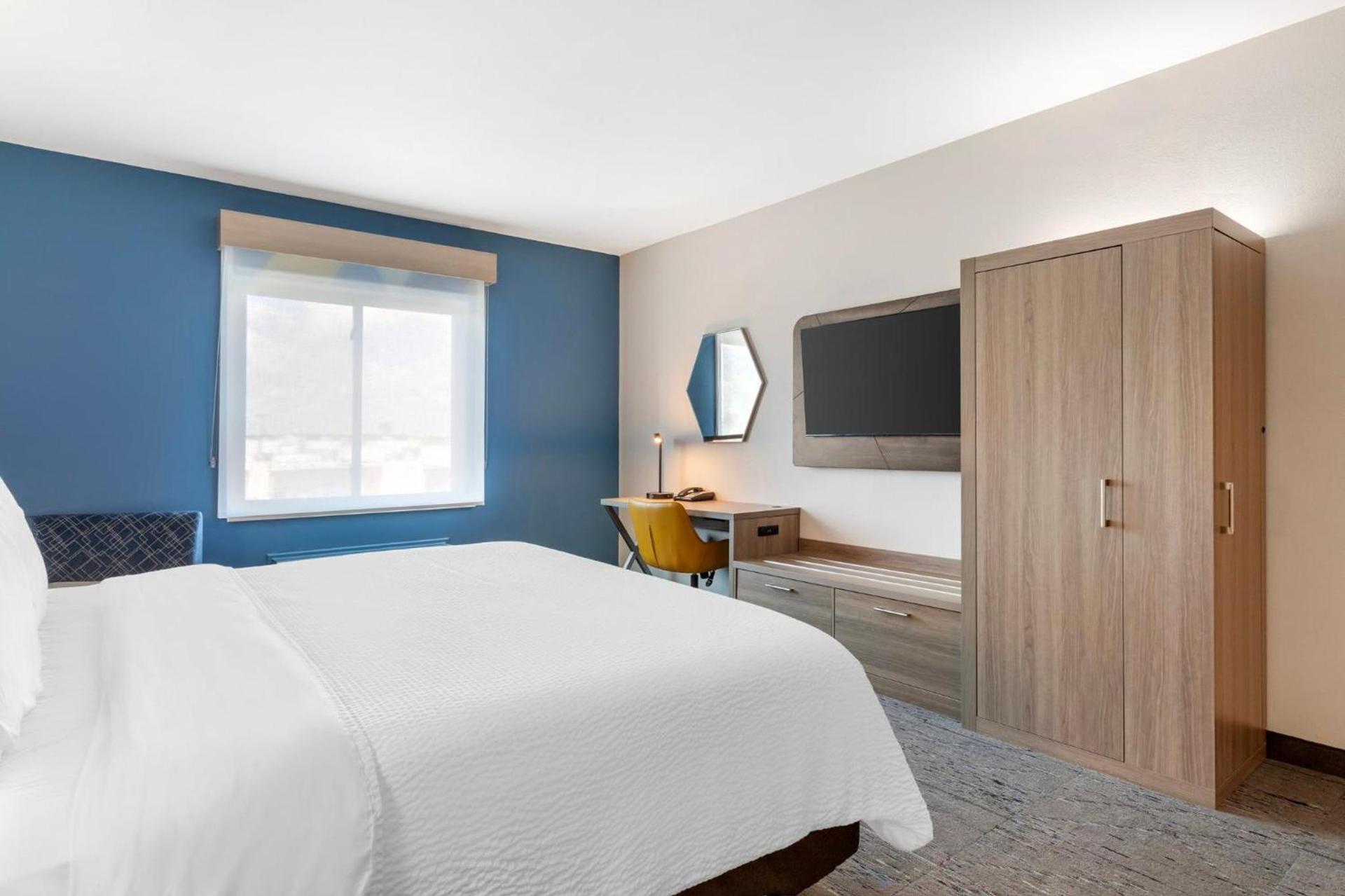 Holiday Inn Express Hotel and Suites Alice by IHG photo 47