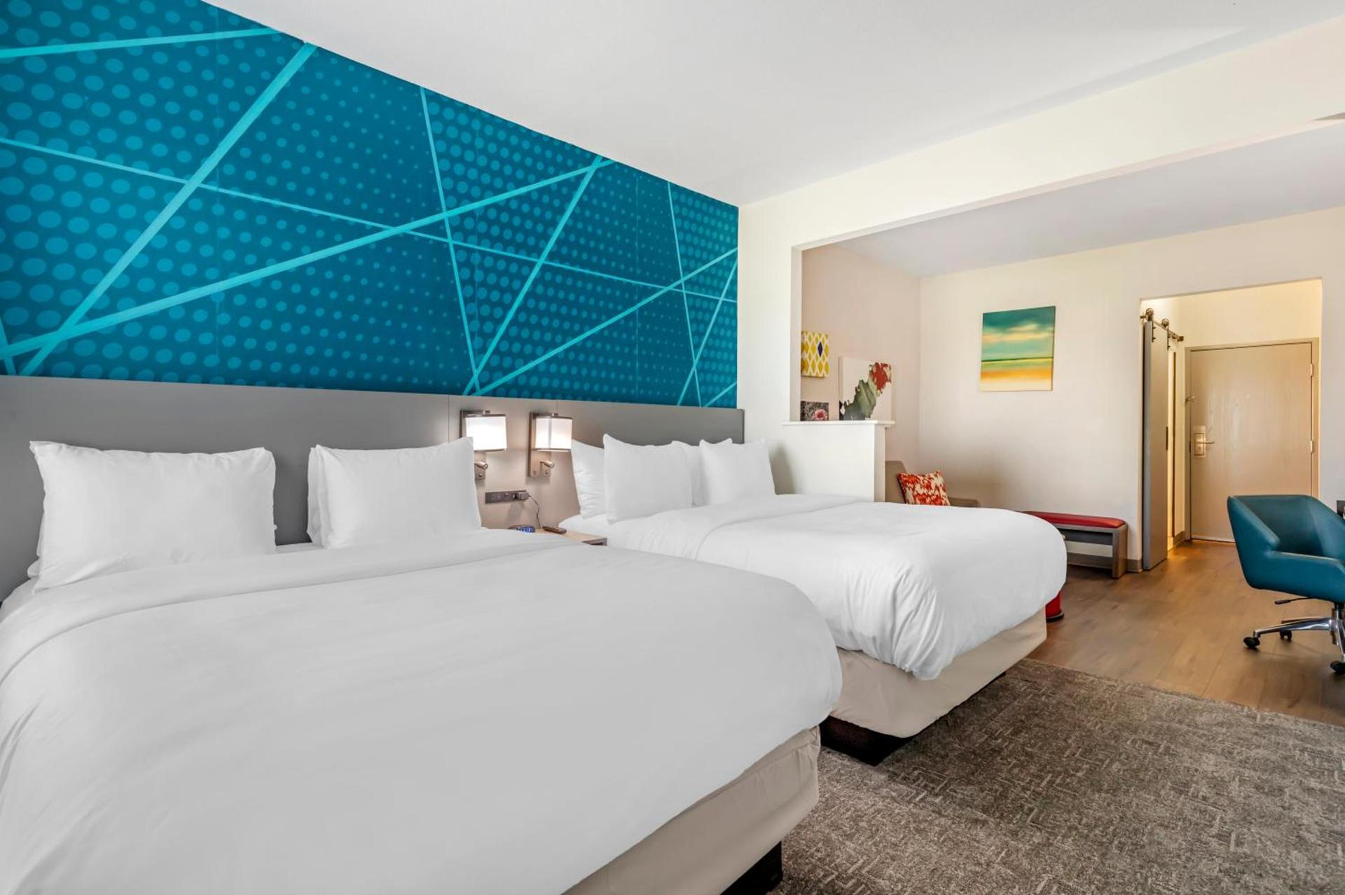 Comfort Suites Laredo - Nuevo Laredo photo 33