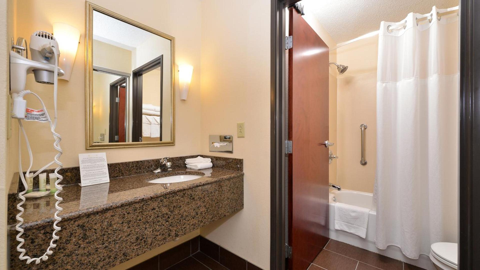 Staybridge Suites West Des Moines by IHG photo 65