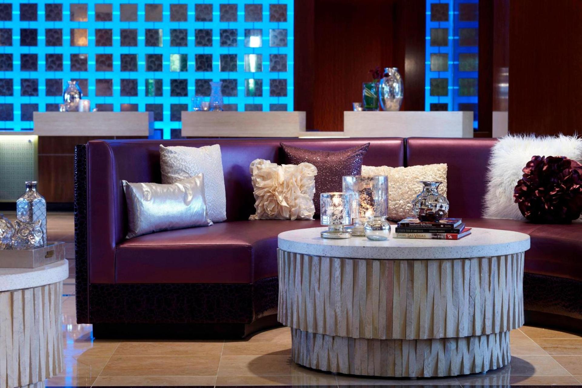 Renaissance Las Vegas Hotel photo 3