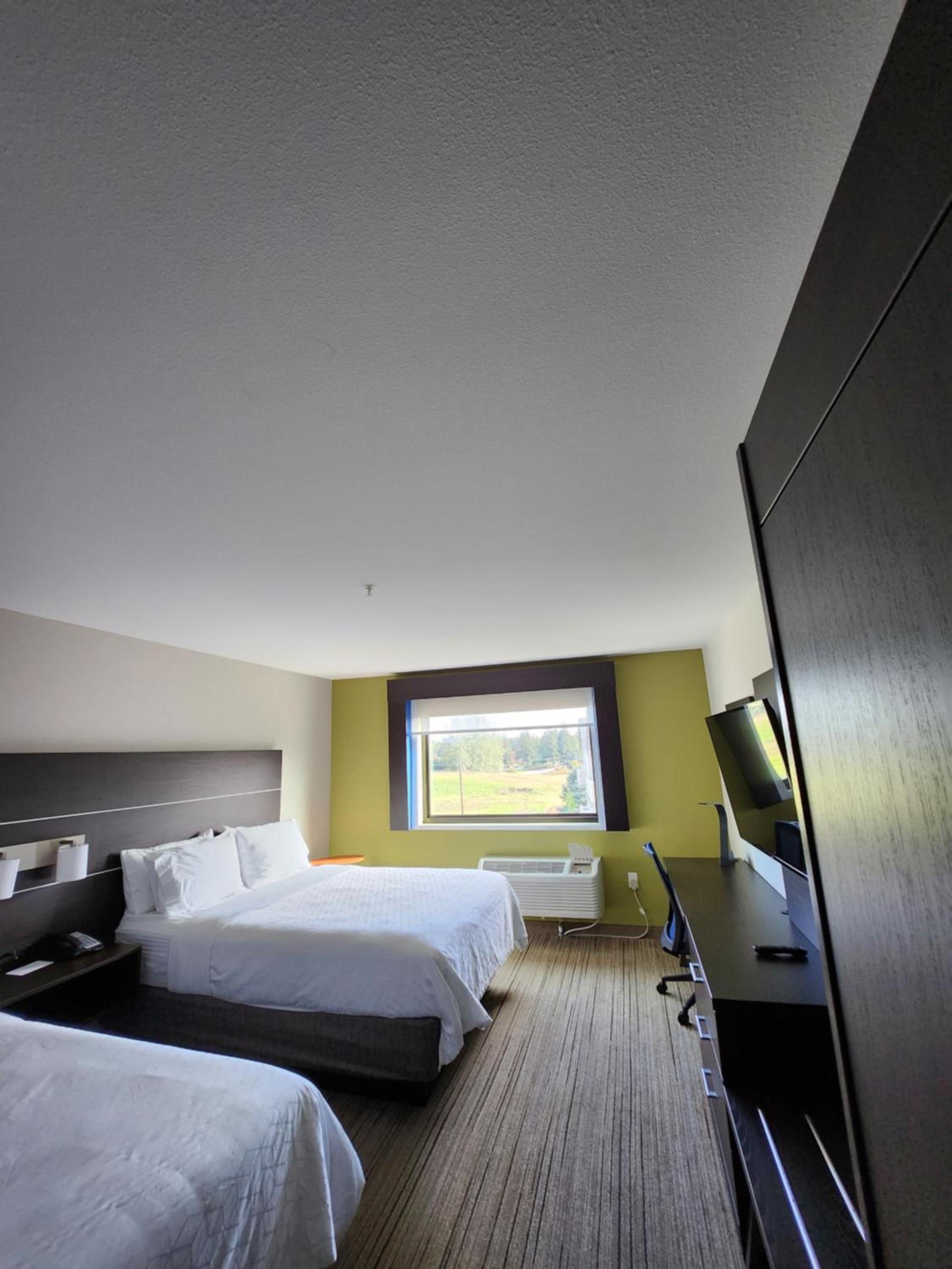 Holiday Inn Express & Suites - Camas by IHG photo 30
