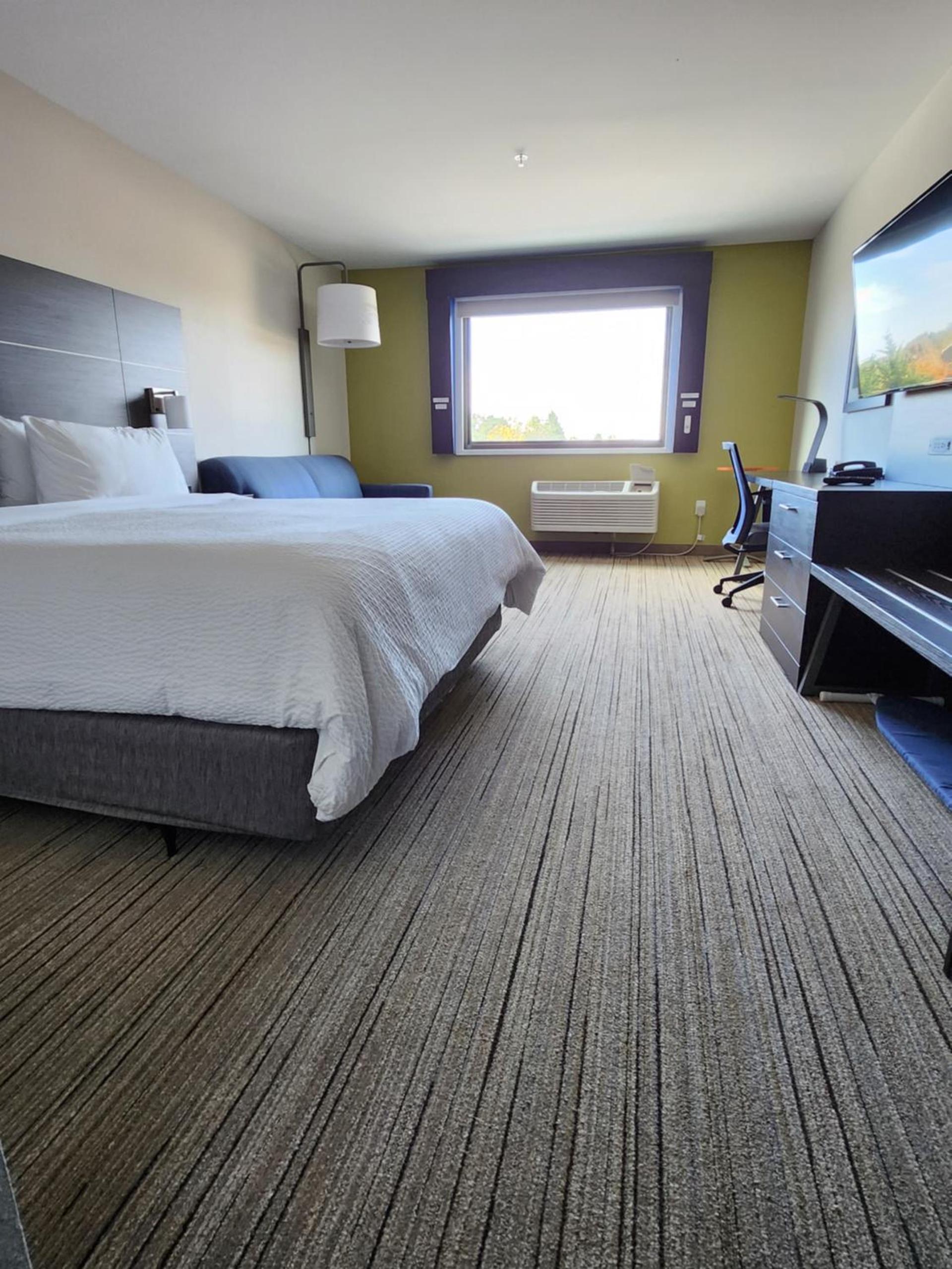 Holiday Inn Express & Suites - Camas by IHG photo 35