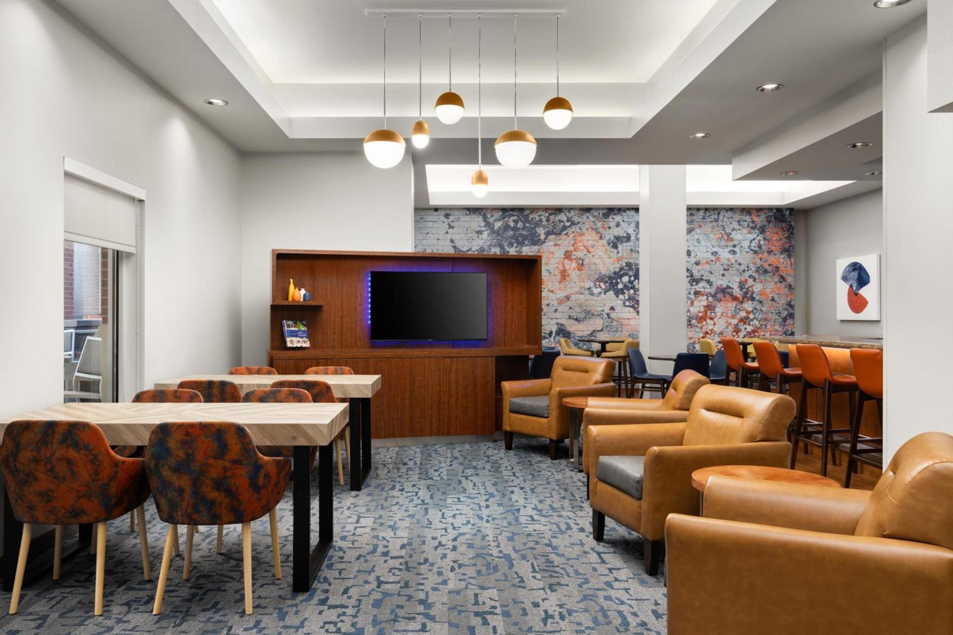 TownePlace Suites by Marriott Champaign photo 7