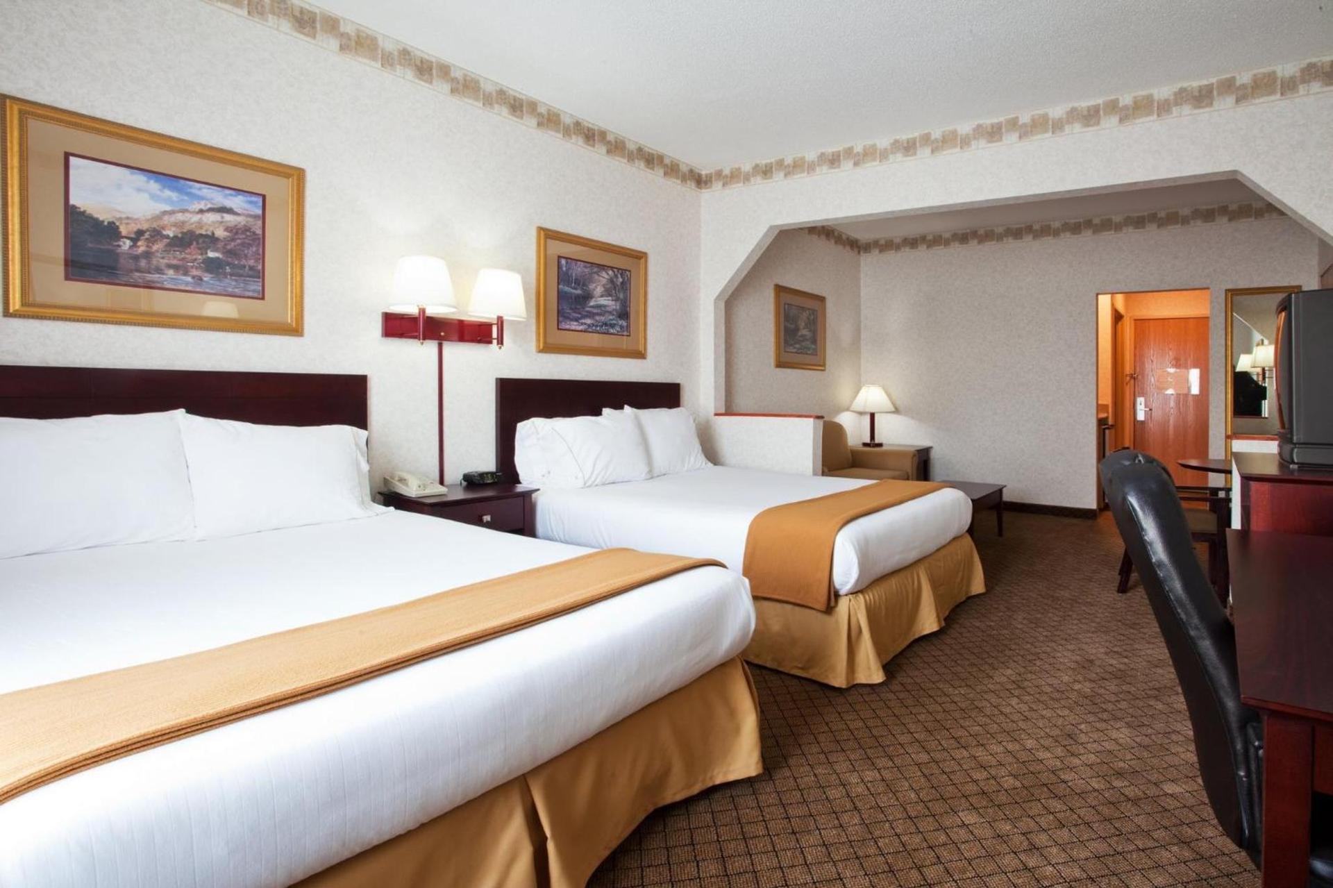 Holiday Inn Express & Suites Hiawassee by IHG photo 42