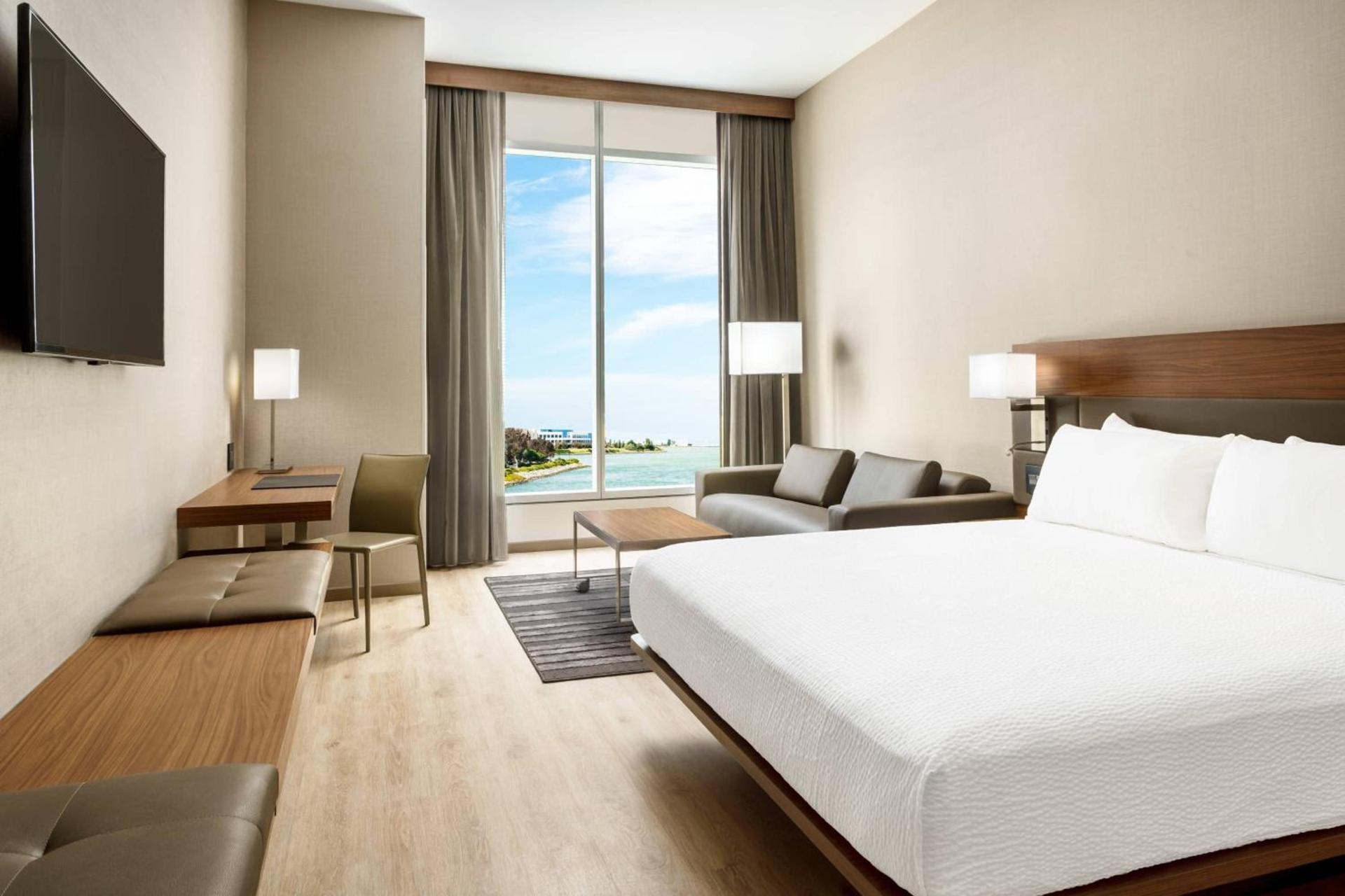 AC Hotel by Marriott San Francisco Airport/Oyster Point Waterfront photo 19