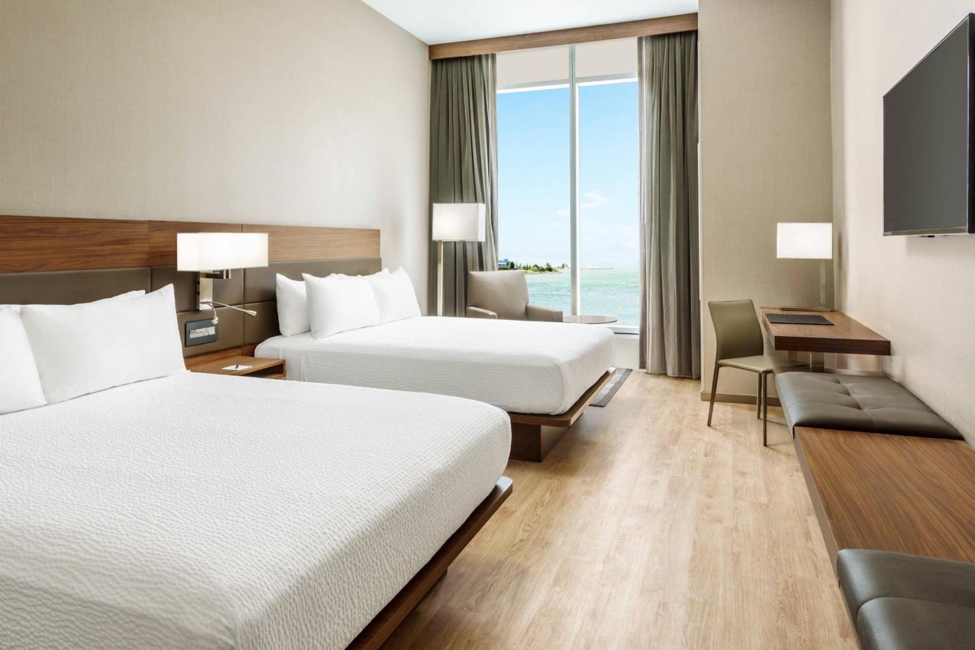 AC Hotel by Marriott San Francisco Airport/Oyster Point Waterfront photo 13