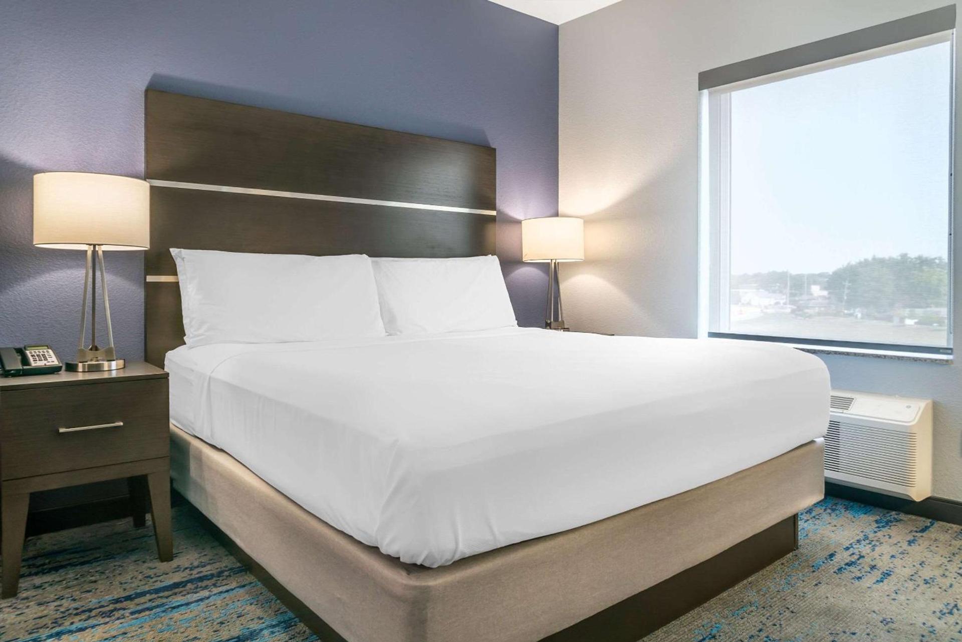 Comfort Inn & Suites Adrian photo 13