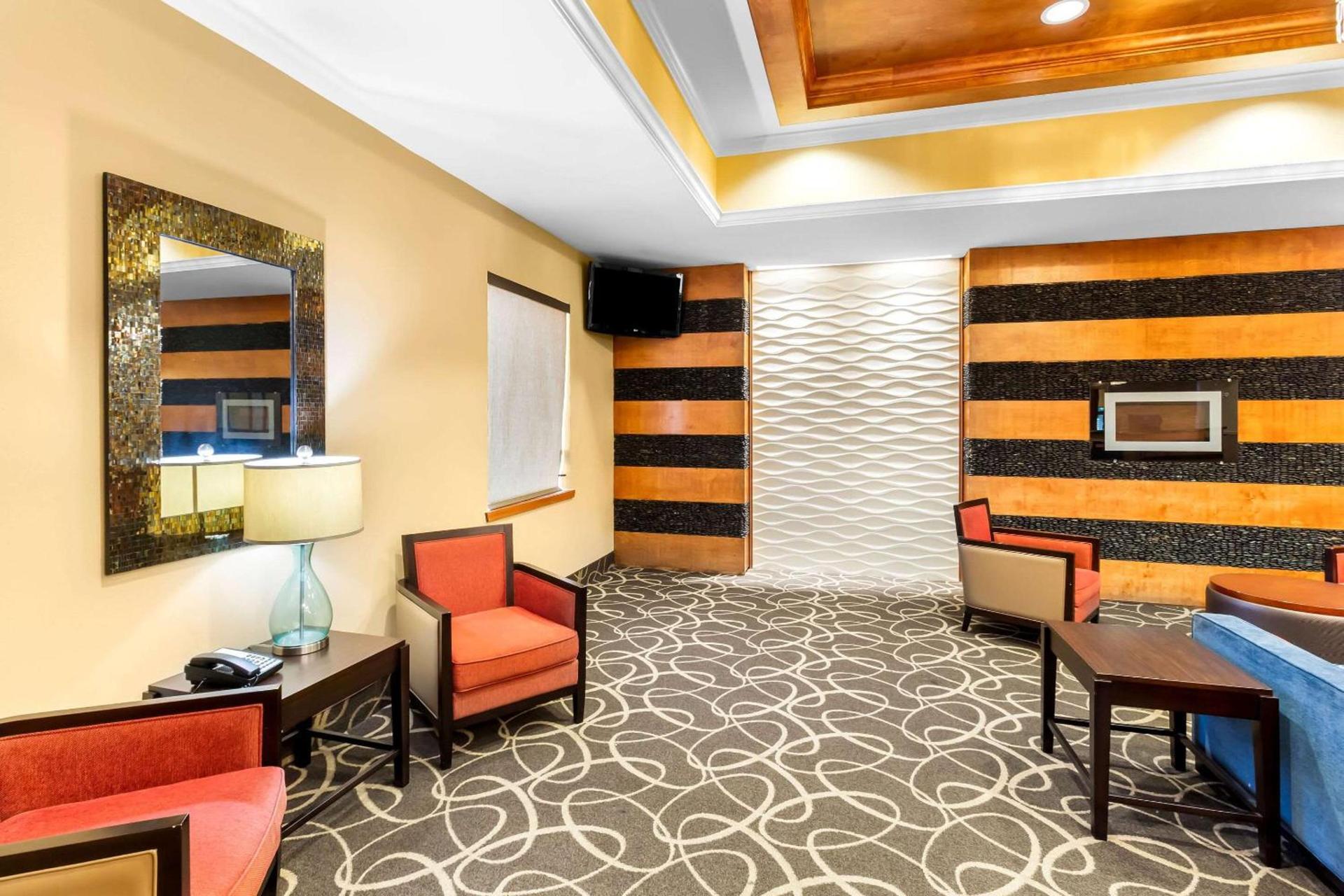Comfort Suites at Katy Mills photo 4