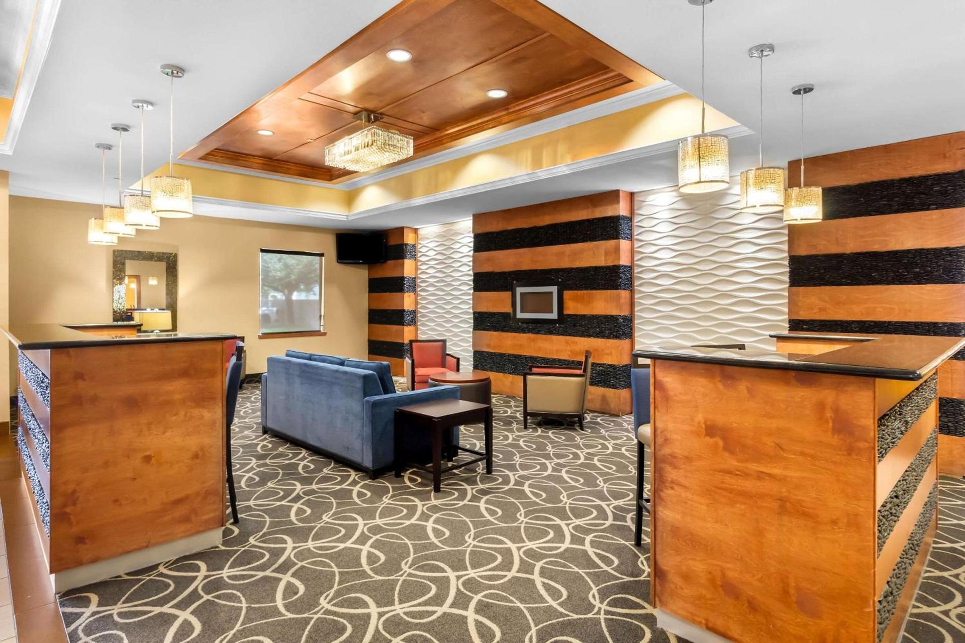 Comfort Suites at Katy Mills photo 5
