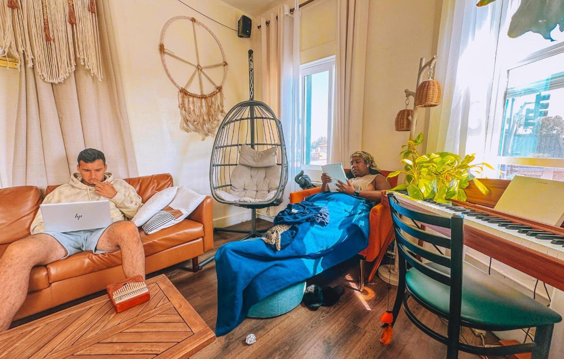 ITH San Diego Mission Beach Backpacker Hostel photo 5
