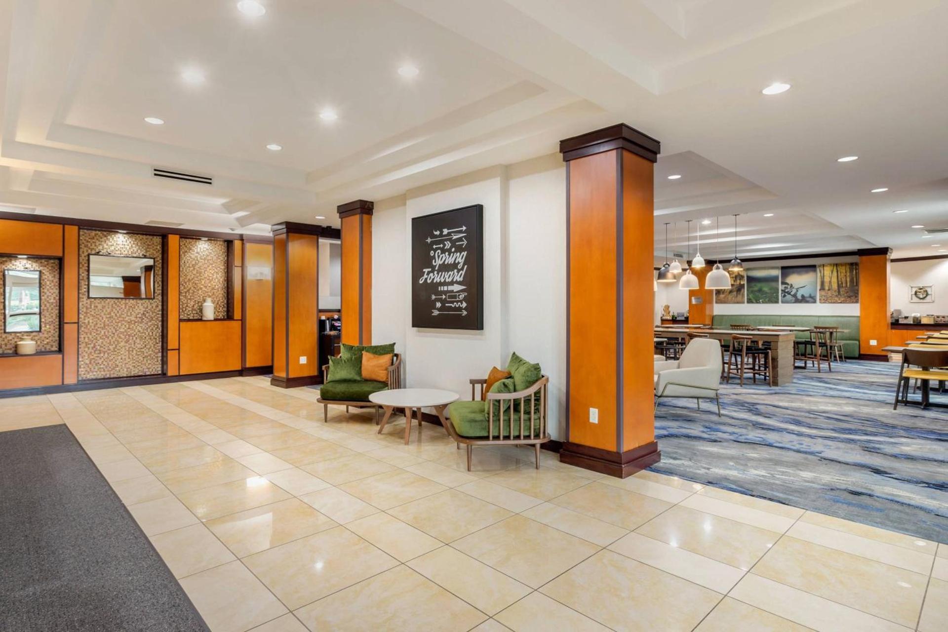 Fairfield Inn & Suites by Marriott Houston Conroe photo 2