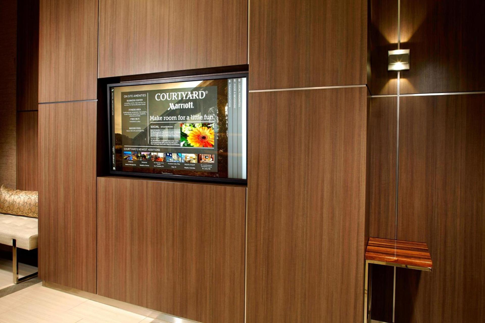 Courtyard by Marriott Akron Downtown photo 18