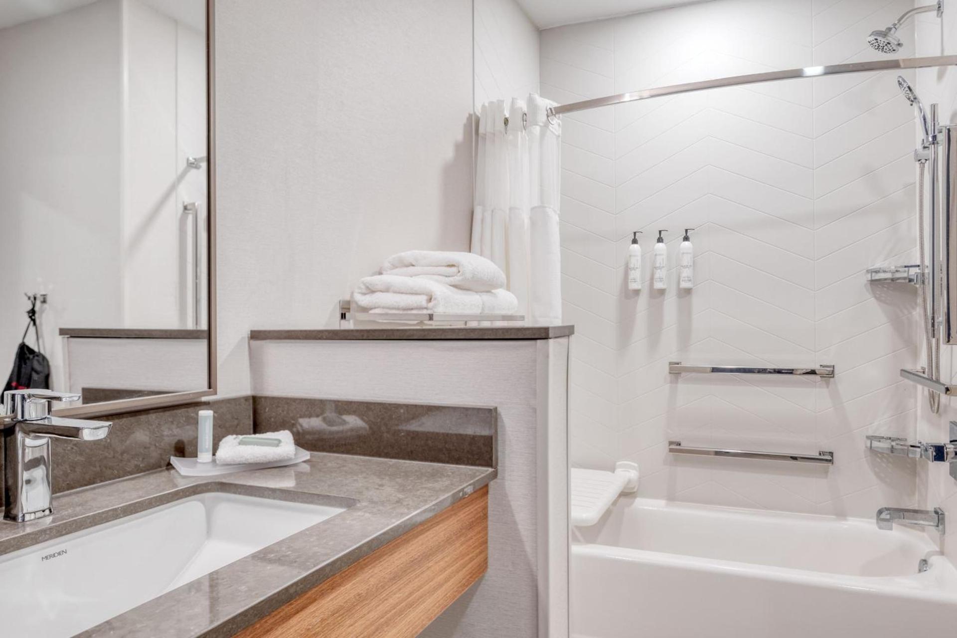 Fairfield by Marriott Inn & Suites Whitestown Indianapolis NW photo 12