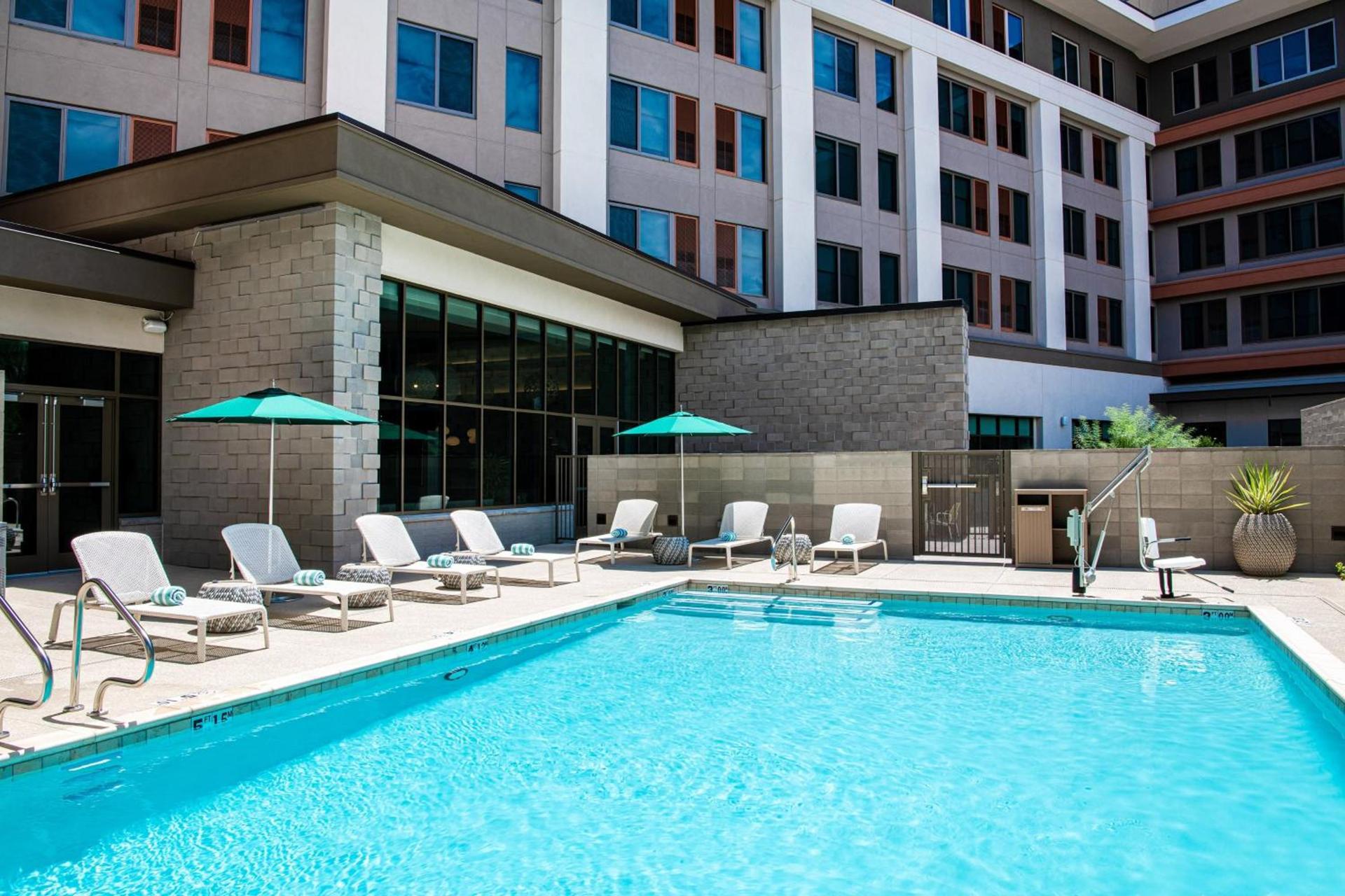 Element by Marriott Scottsdale at SkySong photo 59