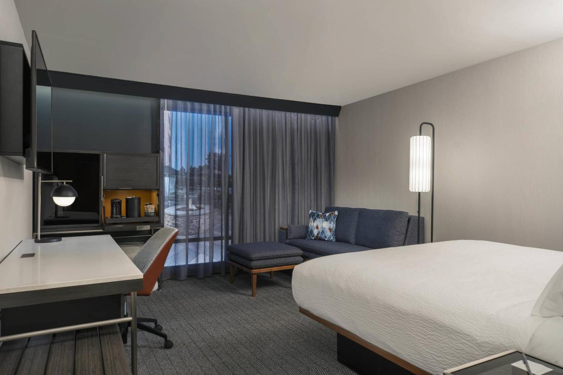 Courtyard by Marriott Modesto North photo 5