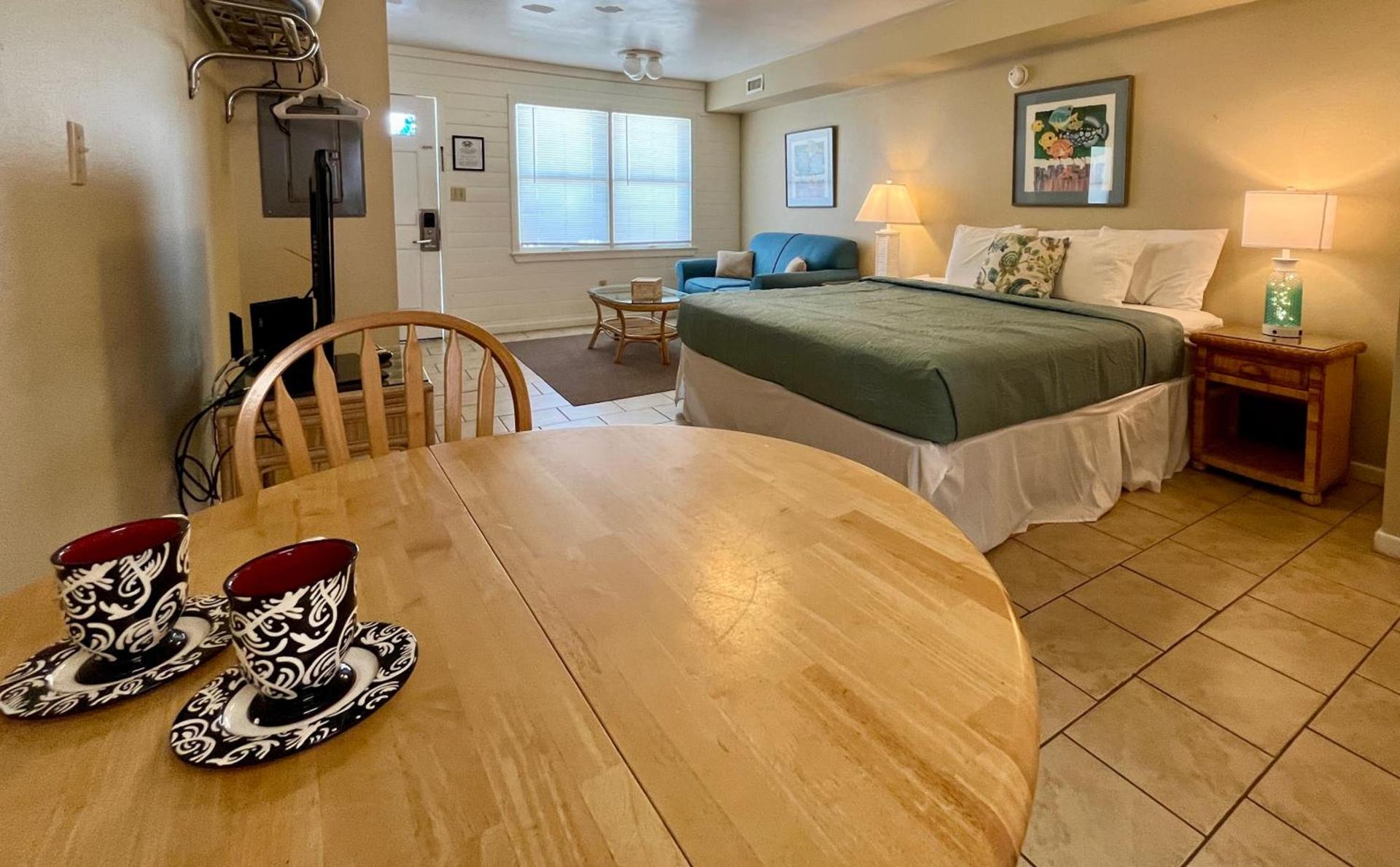 Cape Hatteras Motel photo 41