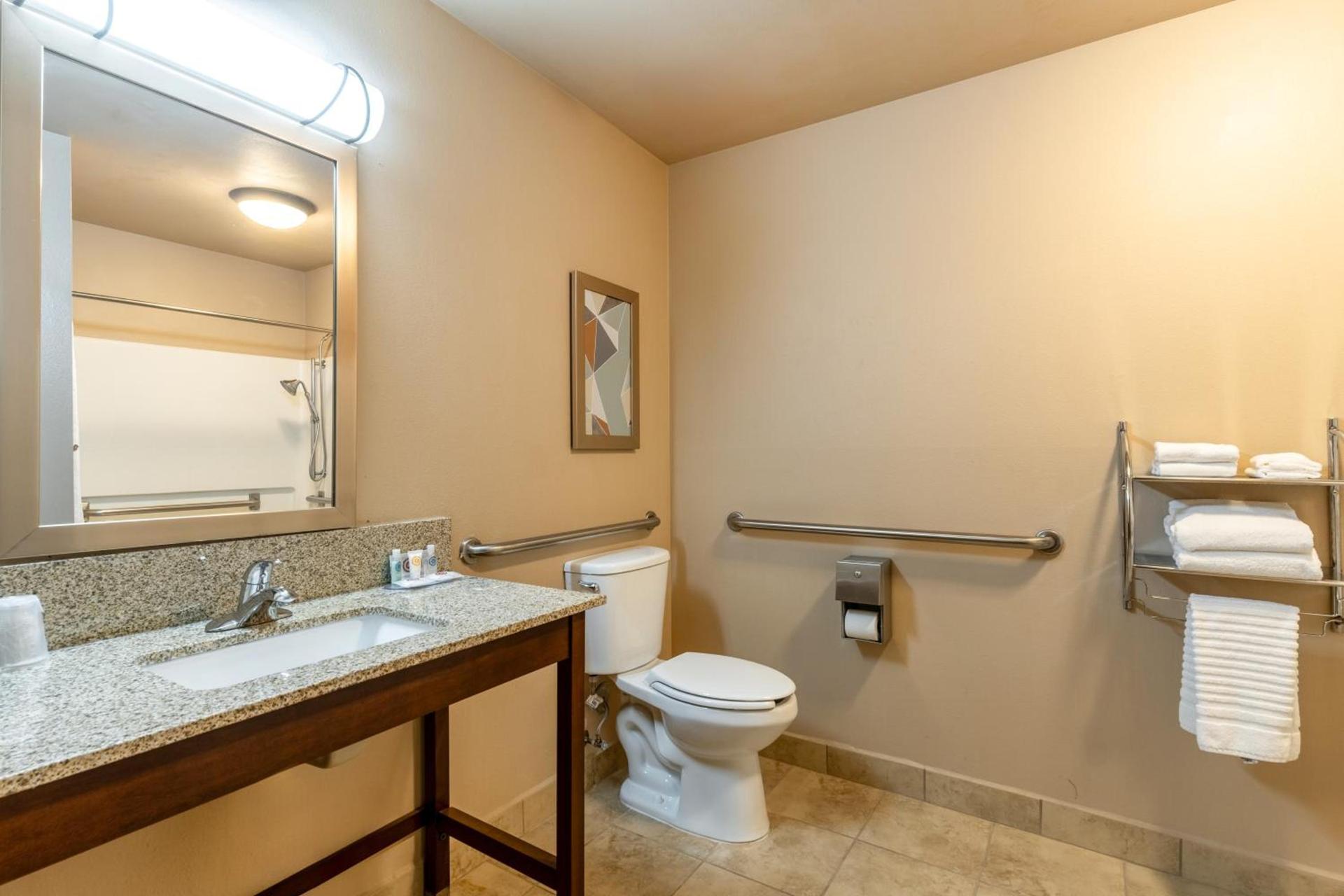 Comfort Inn & Suites Boulder photo 65