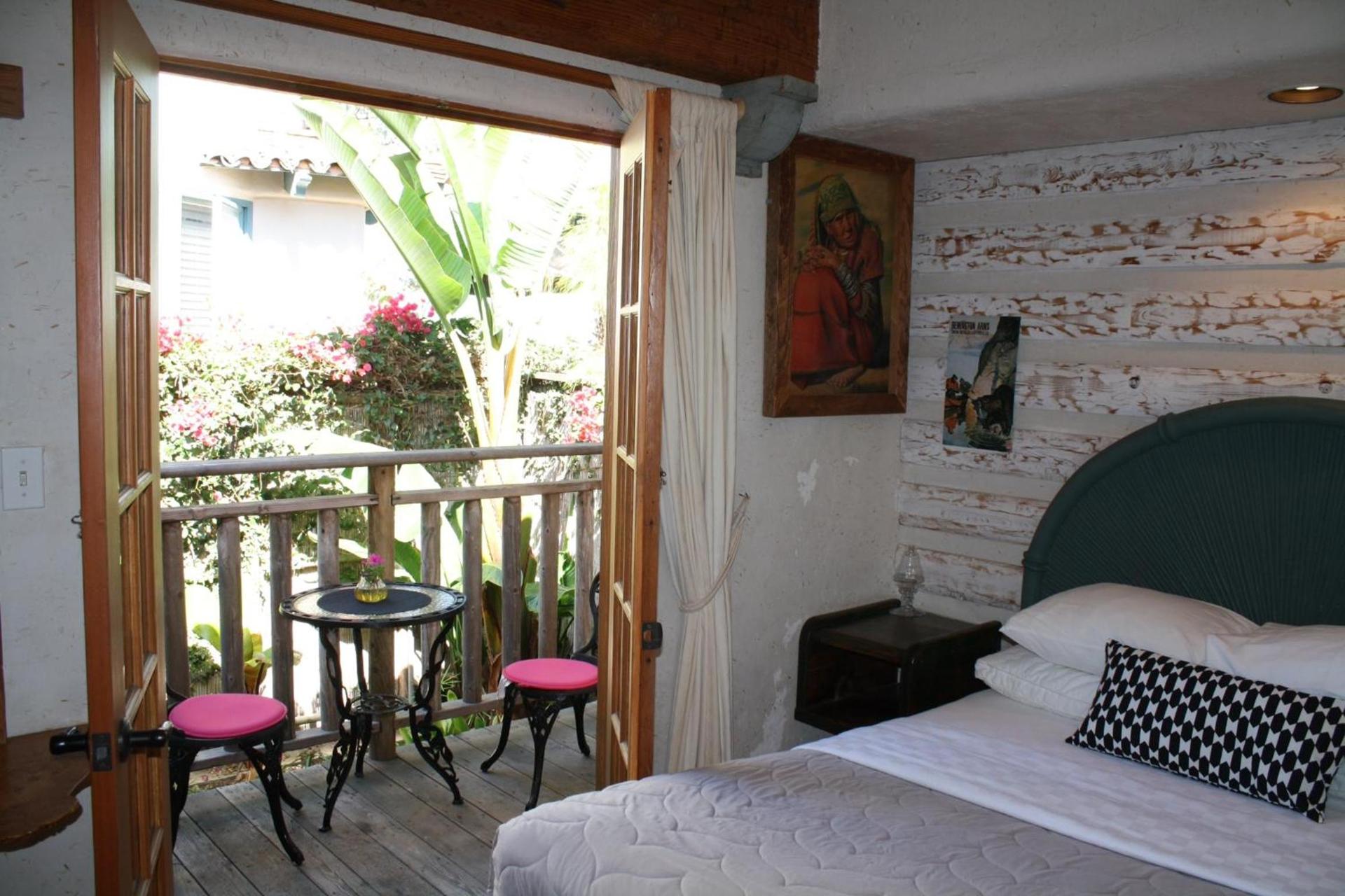 Les Artistes Inn photo 52