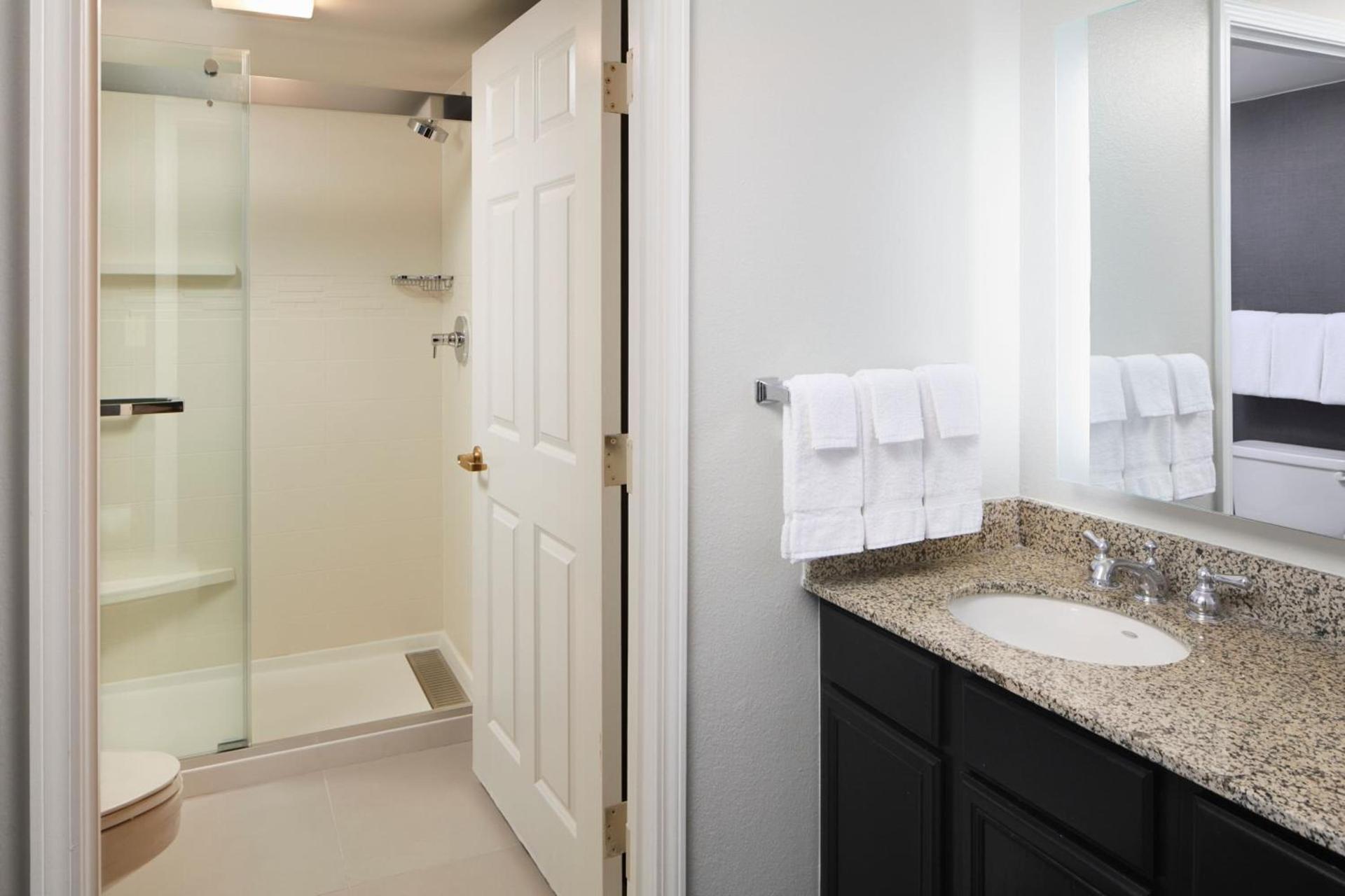 Residence Inn Arlington Rosslyn photo 14