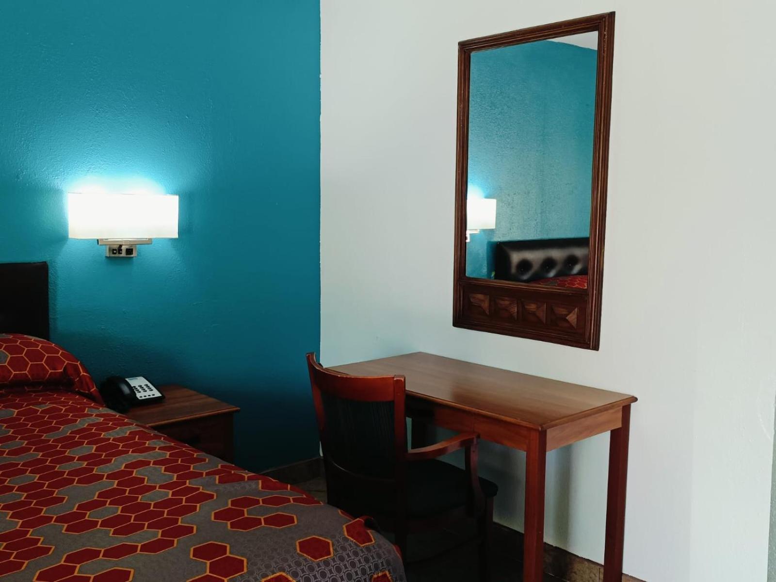 Budget Inn By OYO Edinburg Hwy 281 photo 15