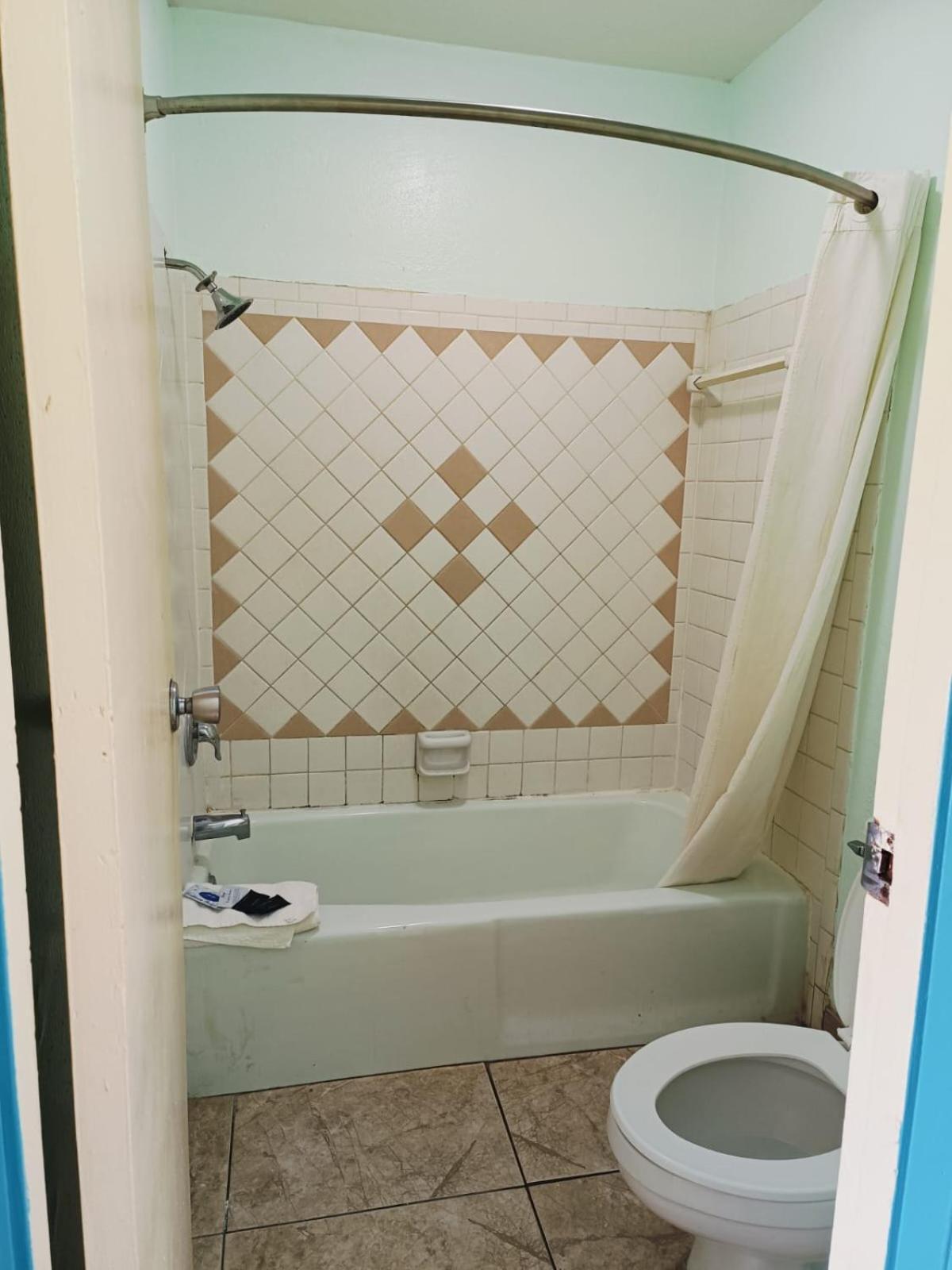 Budget Inn By OYO Edinburg Hwy 281 photo 23