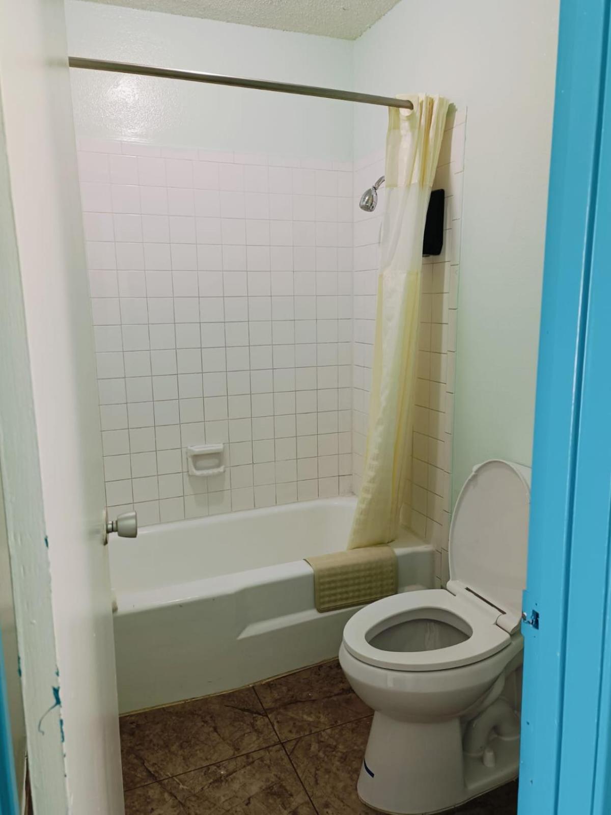 Budget Inn By OYO Edinburg Hwy 281 photo 28