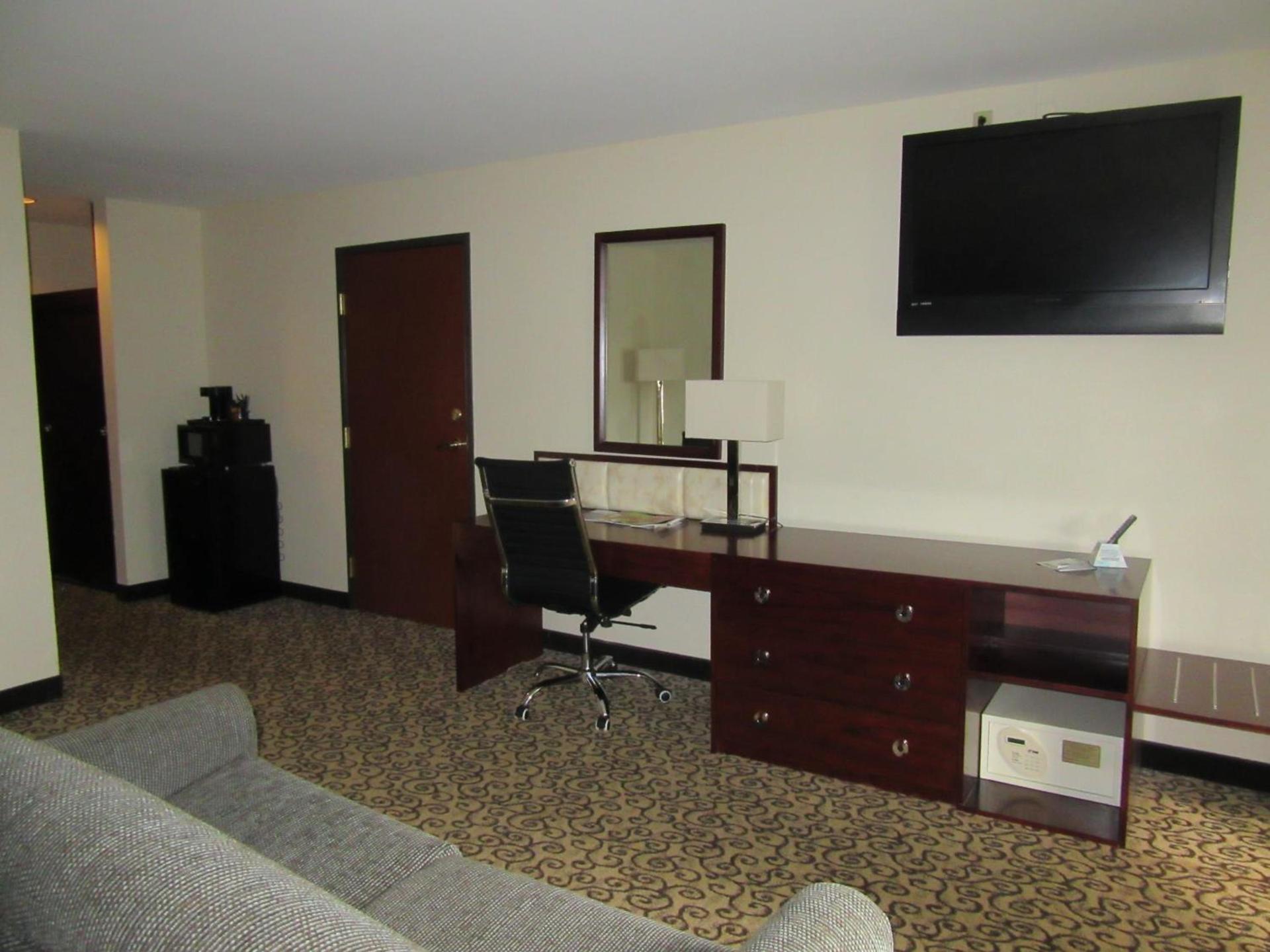 Baymont by Wyndham Columbia Fort Jackson photo 13
