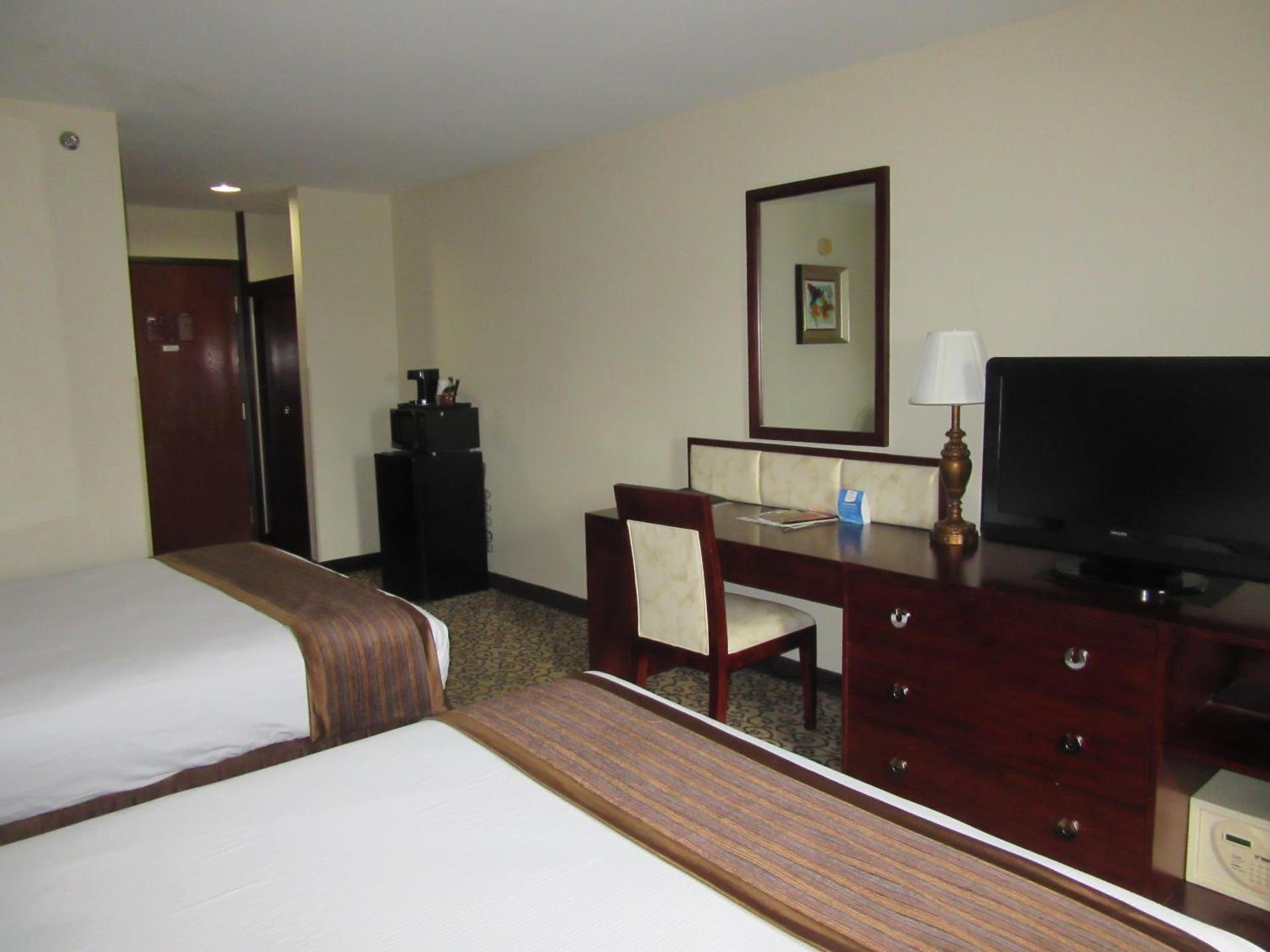 Baymont by Wyndham Columbia Fort Jackson photo 17