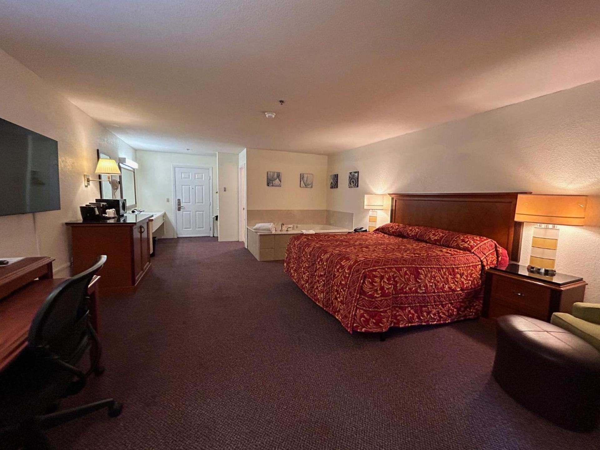 Bayview Inn photo 4