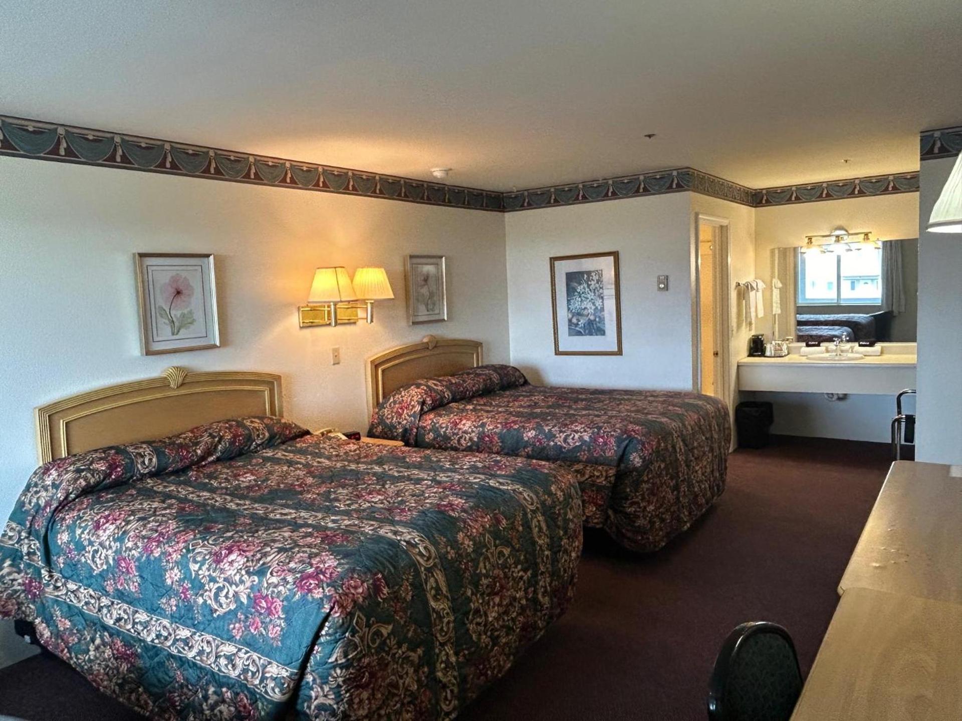 Bayview Inn photo 10