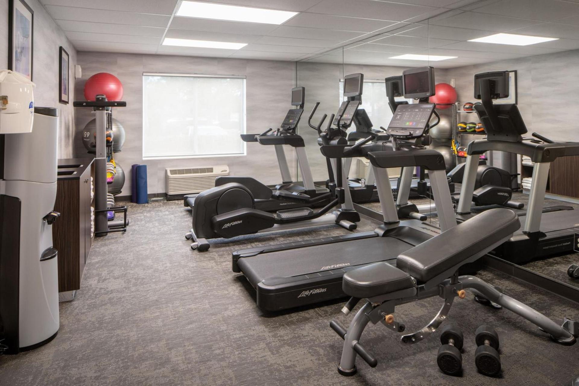 Fairfield Inn & Suites by Marriott Fort Myers Cape Coral photo 38